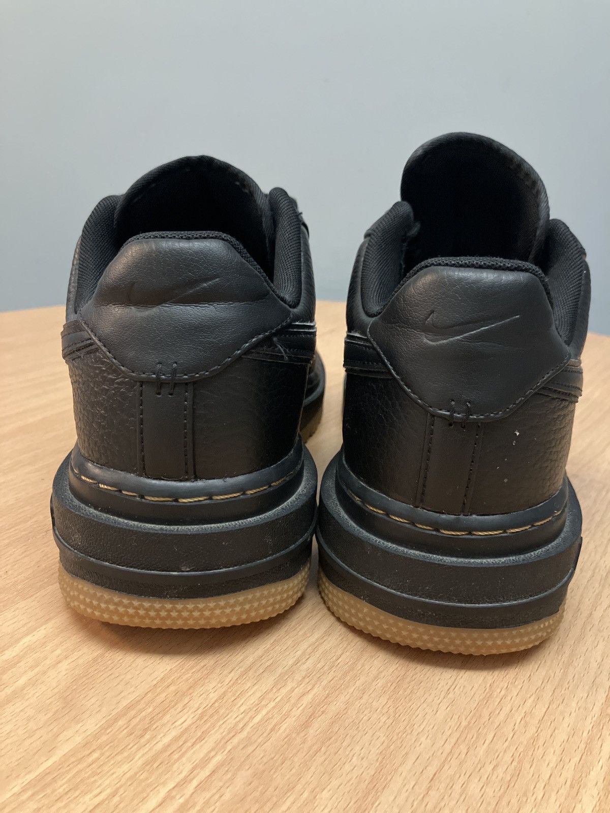 Nike Air Force 1 Luxe ‘Black Gum’ Size US 9 / EU 42 - 5 Thumbnail
