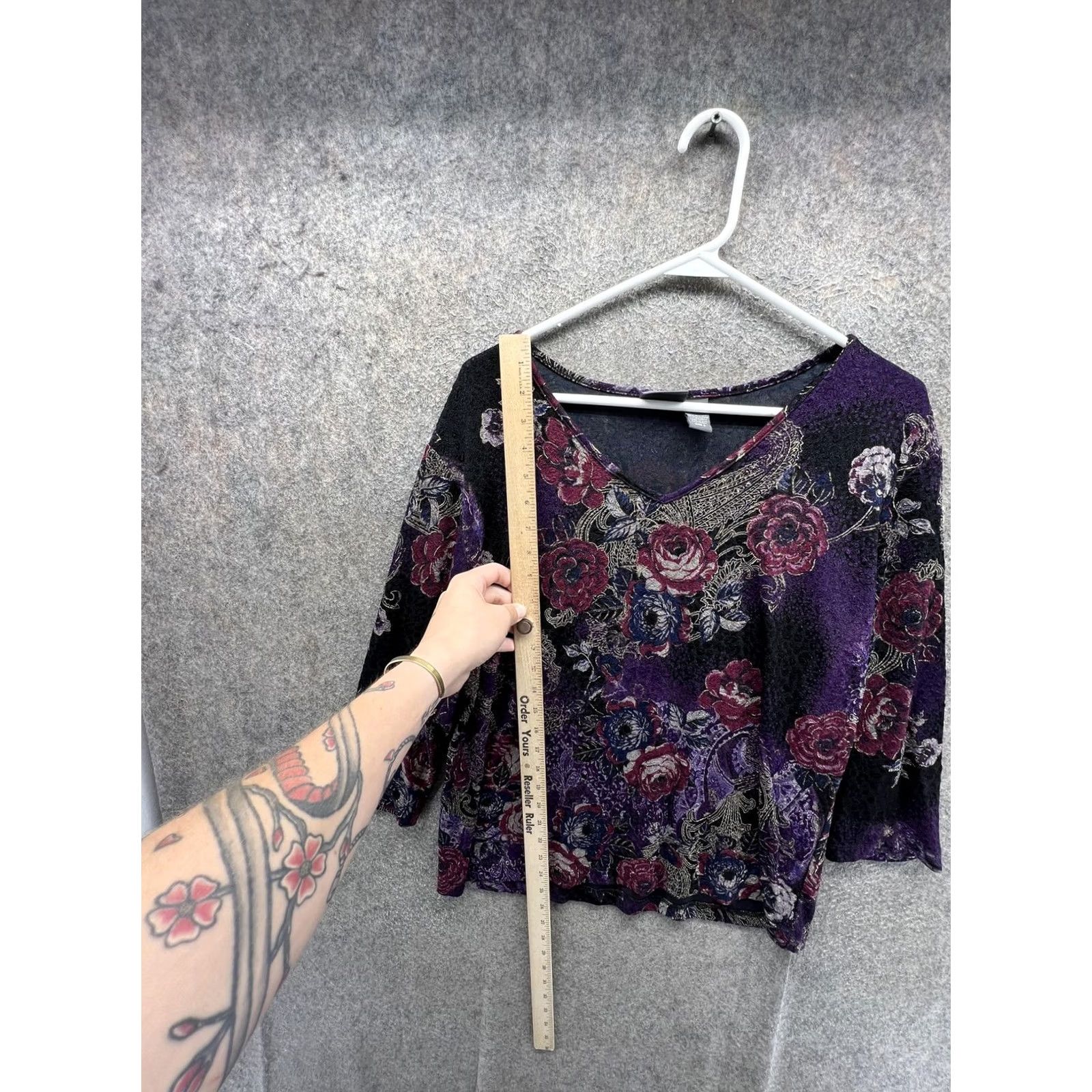 Vintage Additions by Chico's Blouse Womens 3 Purple Floral V Neck 3/4 Sleeve Stretch Top Size XS / US 0-2 / IT 36-38 - 2 Thumbnail