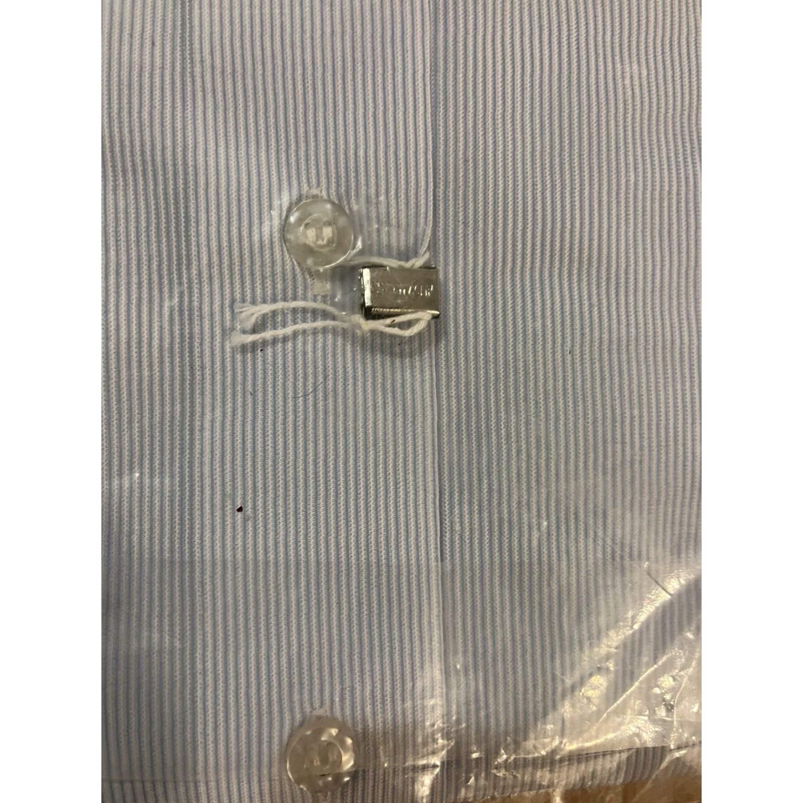 Vintage VINTAGE Alexander’s Travelene Dress Shirt Men 14-1/2 Blue Striped Shirt Adult Regular Size 14.5 Pockets 70s Retro Classic Size 40R - 4 Thumbnail