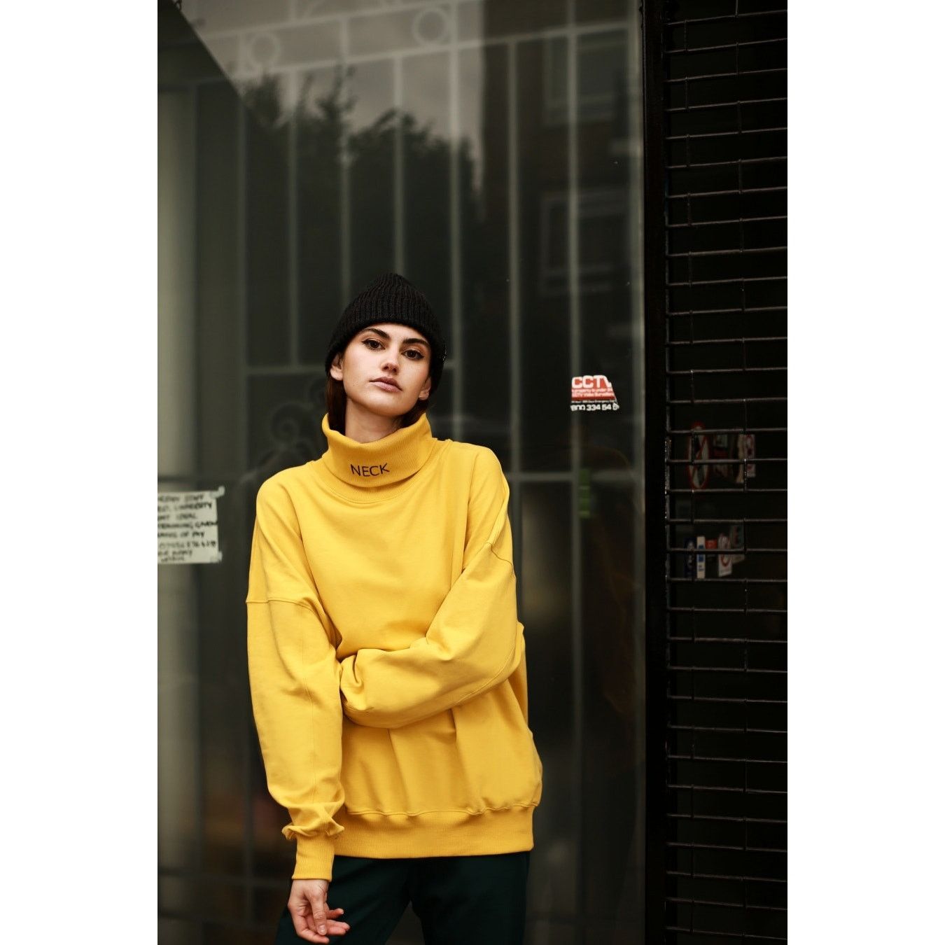 Other Le SLAP NECK Unisex yellow mustard turtleneck sweater XS /S Size S / US 4 / IT 40 - 1 Thumbnail