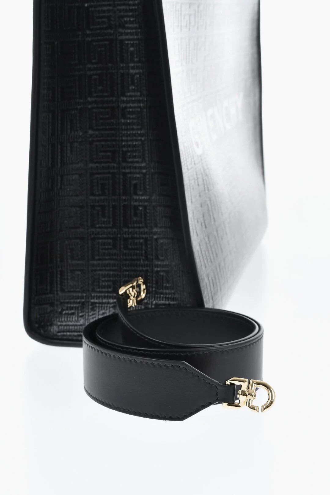 Givenchy og1mm0326 Size: OS / Leather Tote Bag in Black Size ONE SIZE - 3 Thumbnail