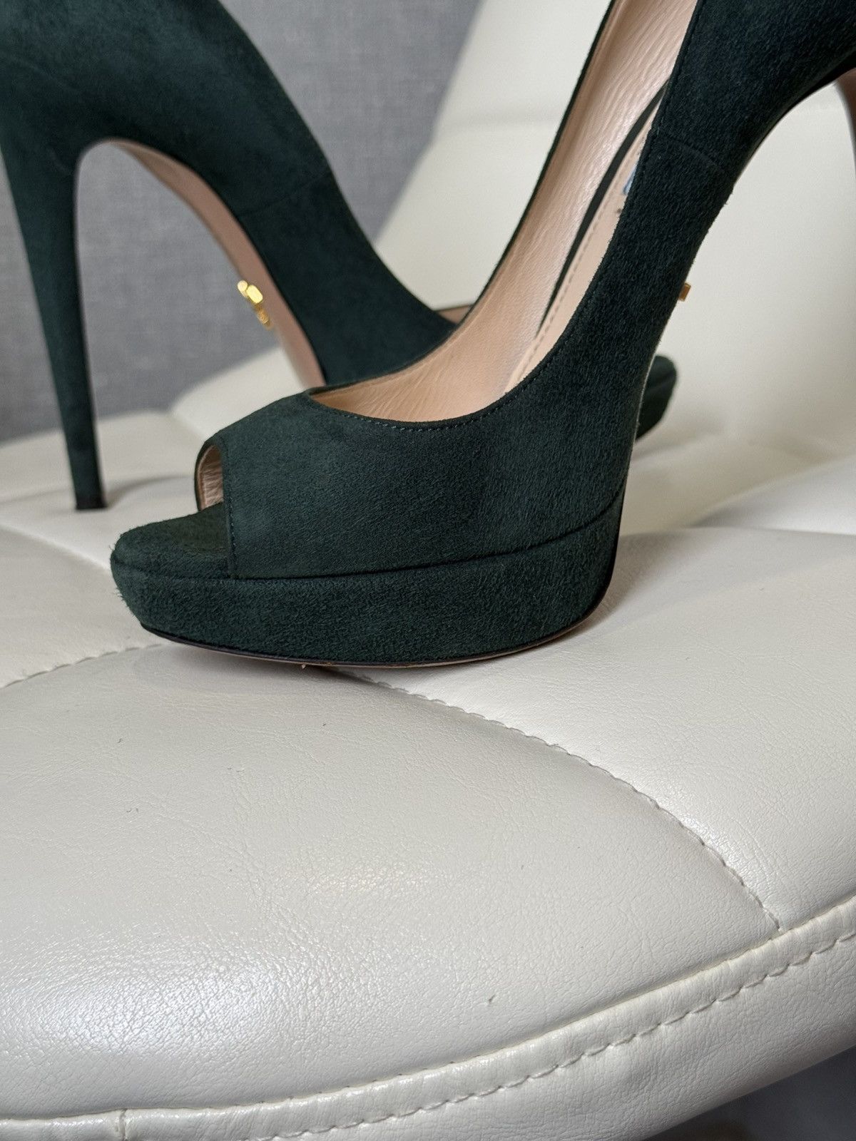 Prada Prada Green Suede Platform Peep Toe Stiletto High Heel Pumps Size US 7.5 / IT 37.5 - 12 Thumbnail