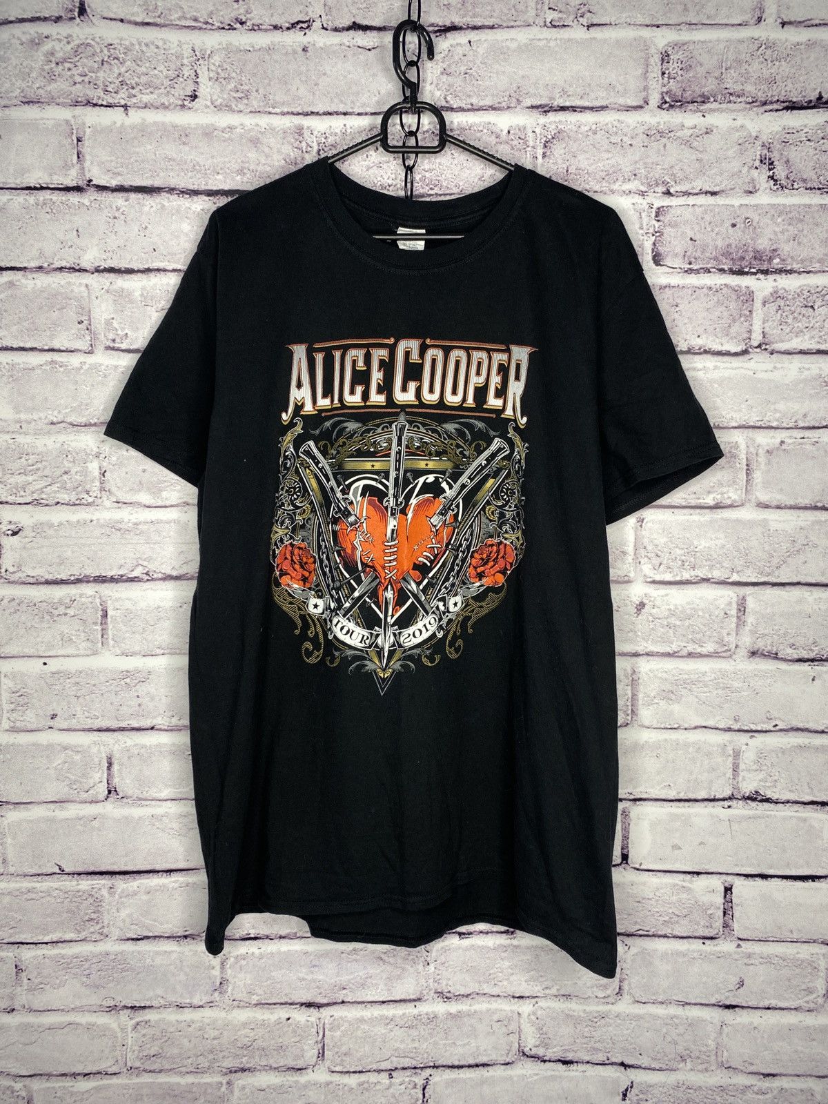 Band Tees MENS vintage Alice Cooper t-shirt tour 2019 band tees Size US XL / EU 56 / 4 - 1 Thumbnail