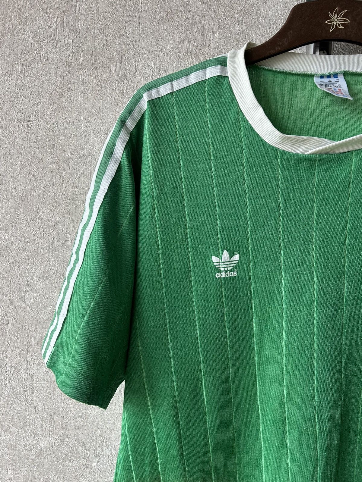 Adidas Retro Adidas 80s 90s Trefoil Jersey Made in Yugoslavia Size US L / EU 52-54 / 3 - 2 Thumbnail