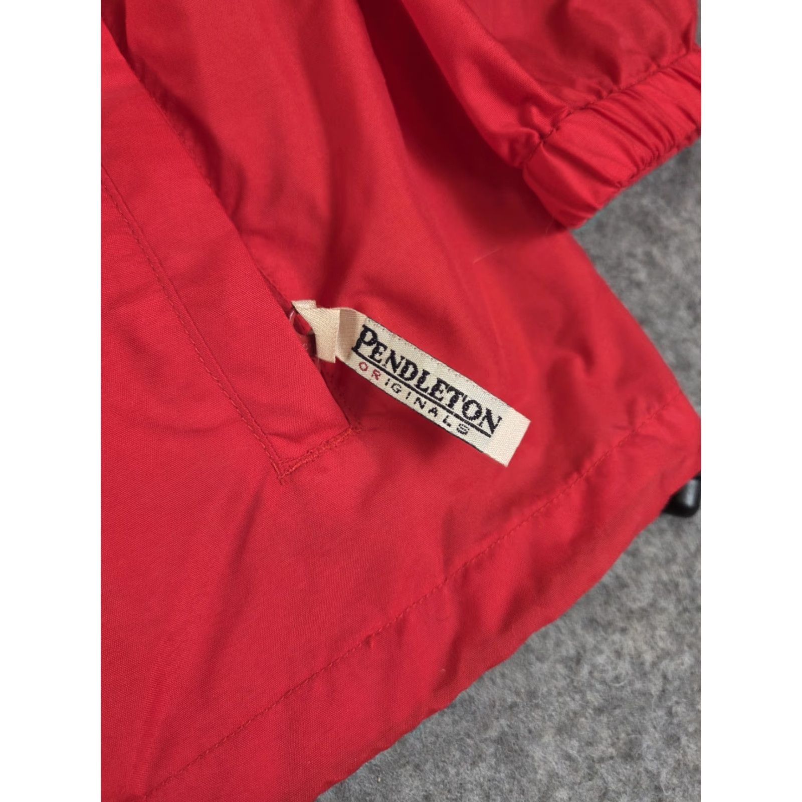 Pendleton VINTAGE Pendleton Red Windbreaker Full Zip Jacket L Size US L / EU 52-54 / 3 - 2 Thumbnail