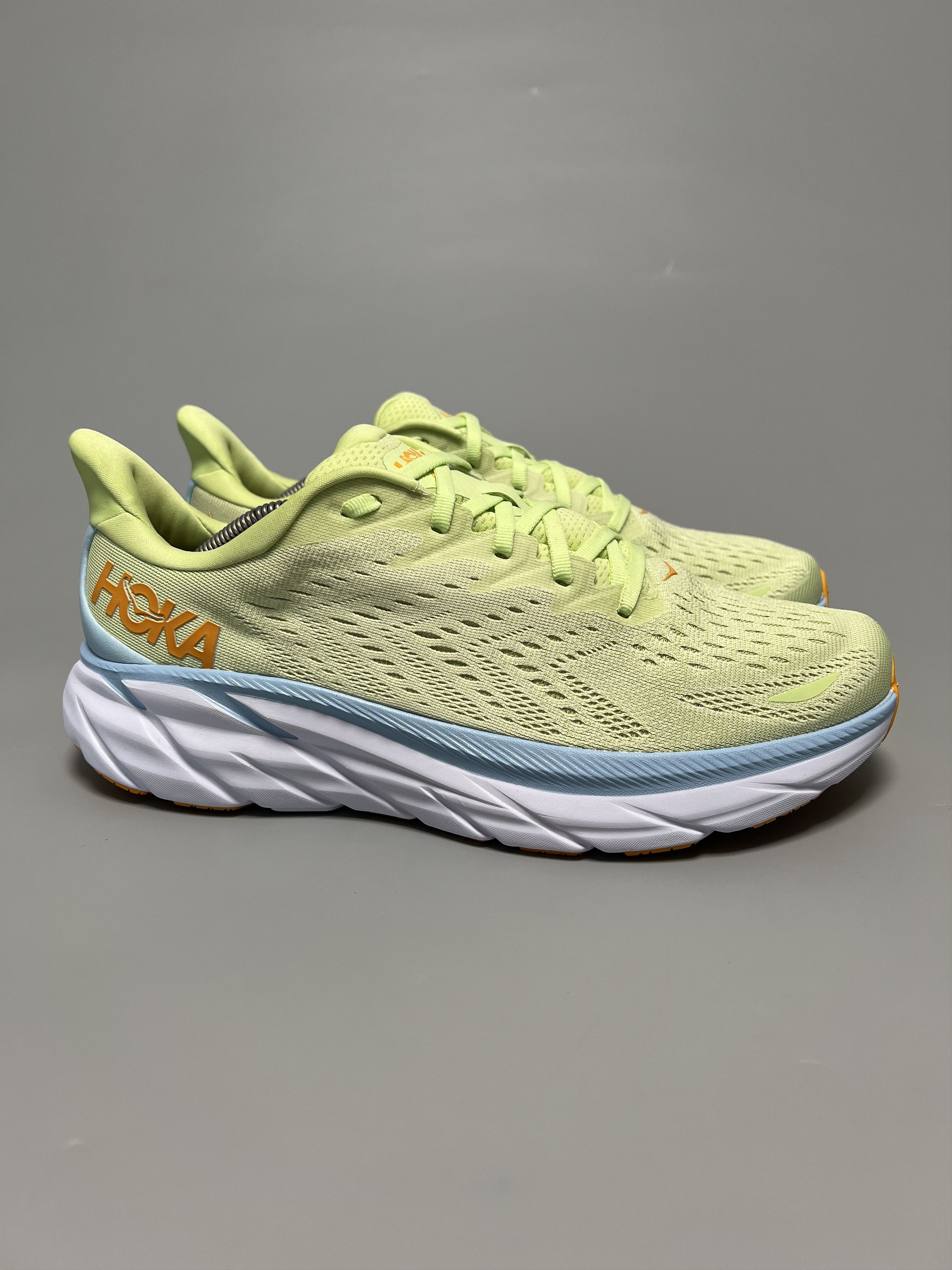 Hoka 10D Hoka One One Clifton 8 Running Shoes Walking Gym Size US 10 / EU 43 - 1 Thumbnail