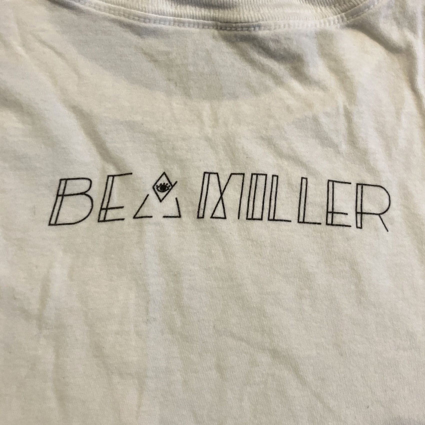 Vintage BEA MILLER Heart & Brain Tattoo White T Shirt XS Crew Neck Short Sleeve Cotton Logo T-Shirt Men Music Tattoo Graphic Print Size US XS / EU 42 / 0 - 5 Thumbnail