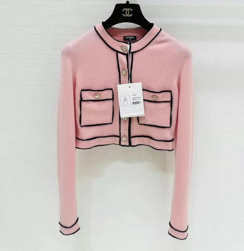 Chanel Chanel Cartoon cardigan jacket Size XXS / US 00 / IT 34 - 1 Thumbnail