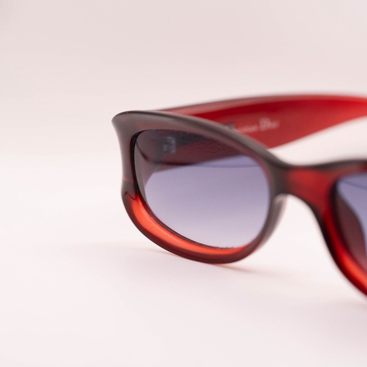 Vintage Vintage dior chrystel 37Nsunglasses with blue shades Size ONE SIZE - 8 Thumbnail