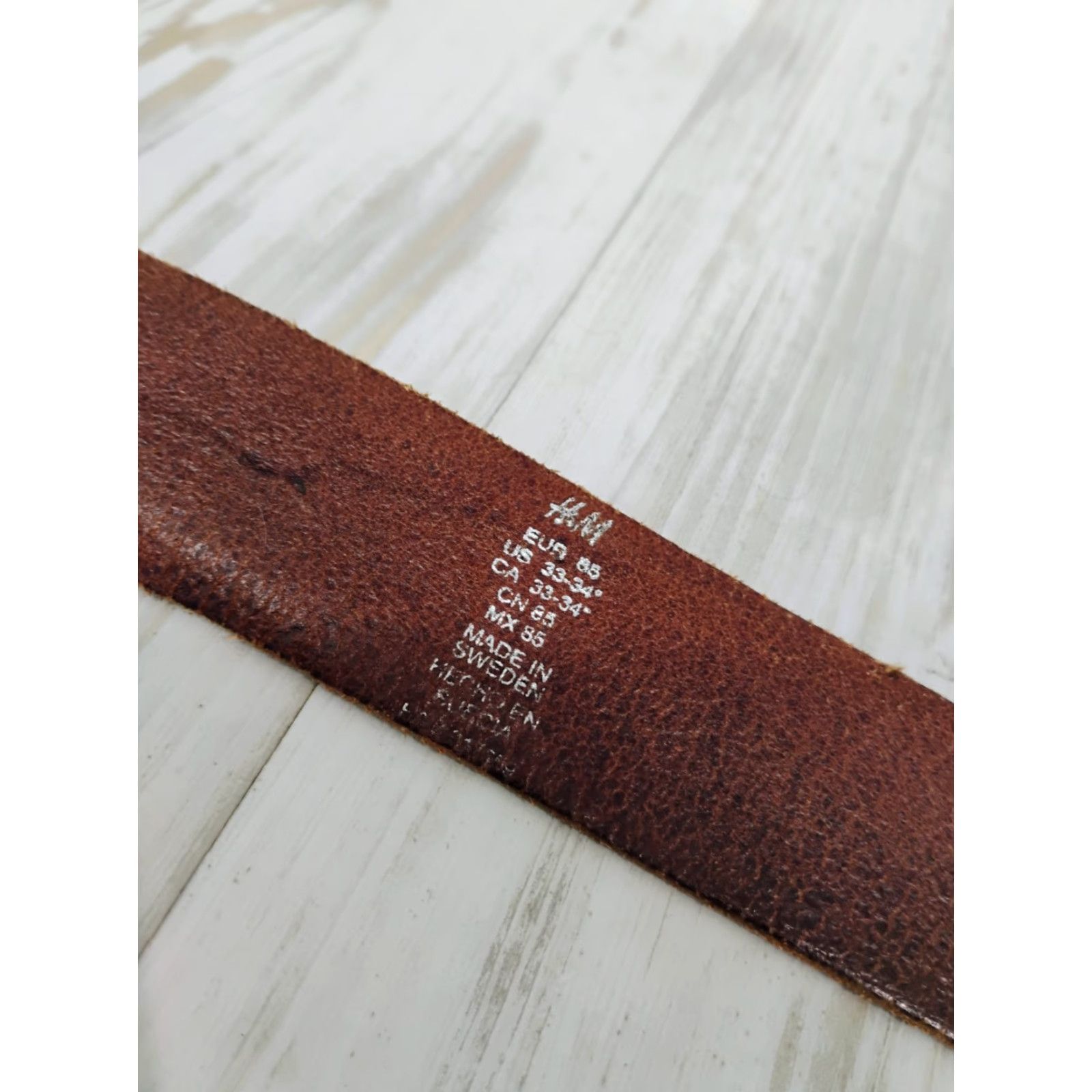 H&M H&M Leather Belt Dark Brown Brass Buckle Medium 33-34 Regular Men Belt Classic Distressed Patina Adjustable Size 32 - 7 Thumbnail