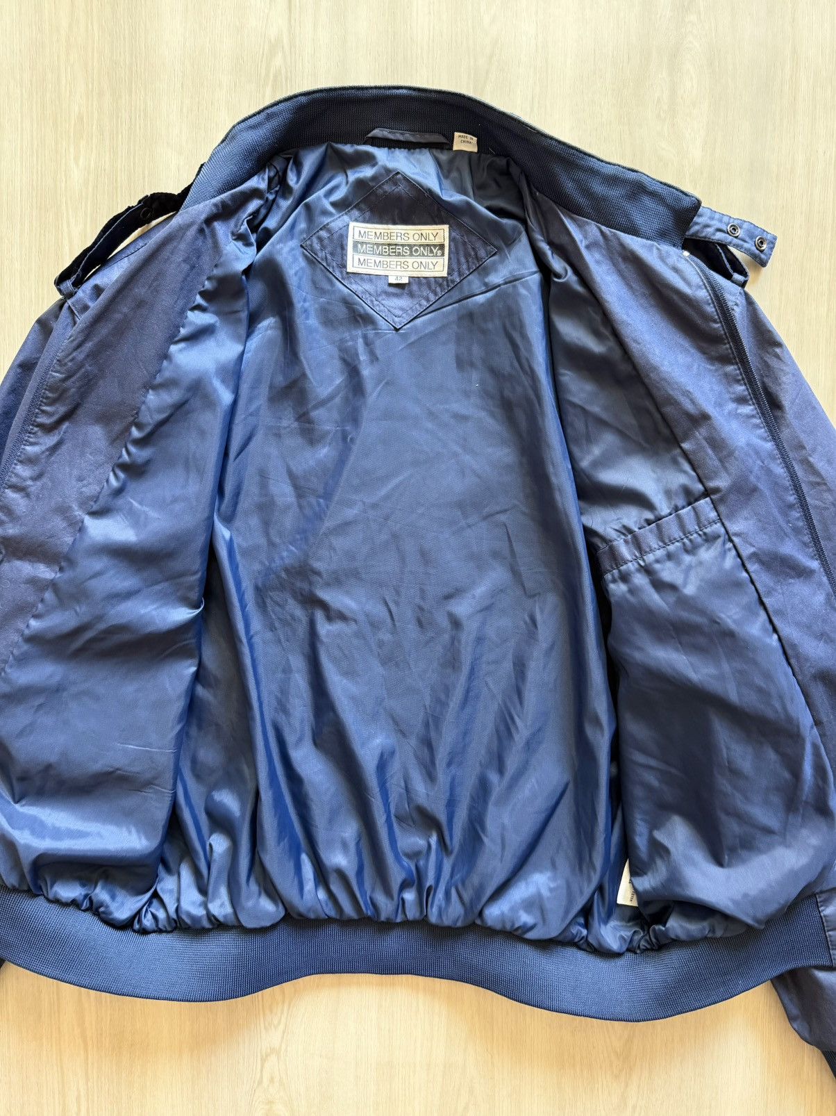 Vintage Vtg Oldsmobile Club North Texas Members Only Bomber Sz 42 Size US L / EU 52-54 / 3 - 7 Thumbnail