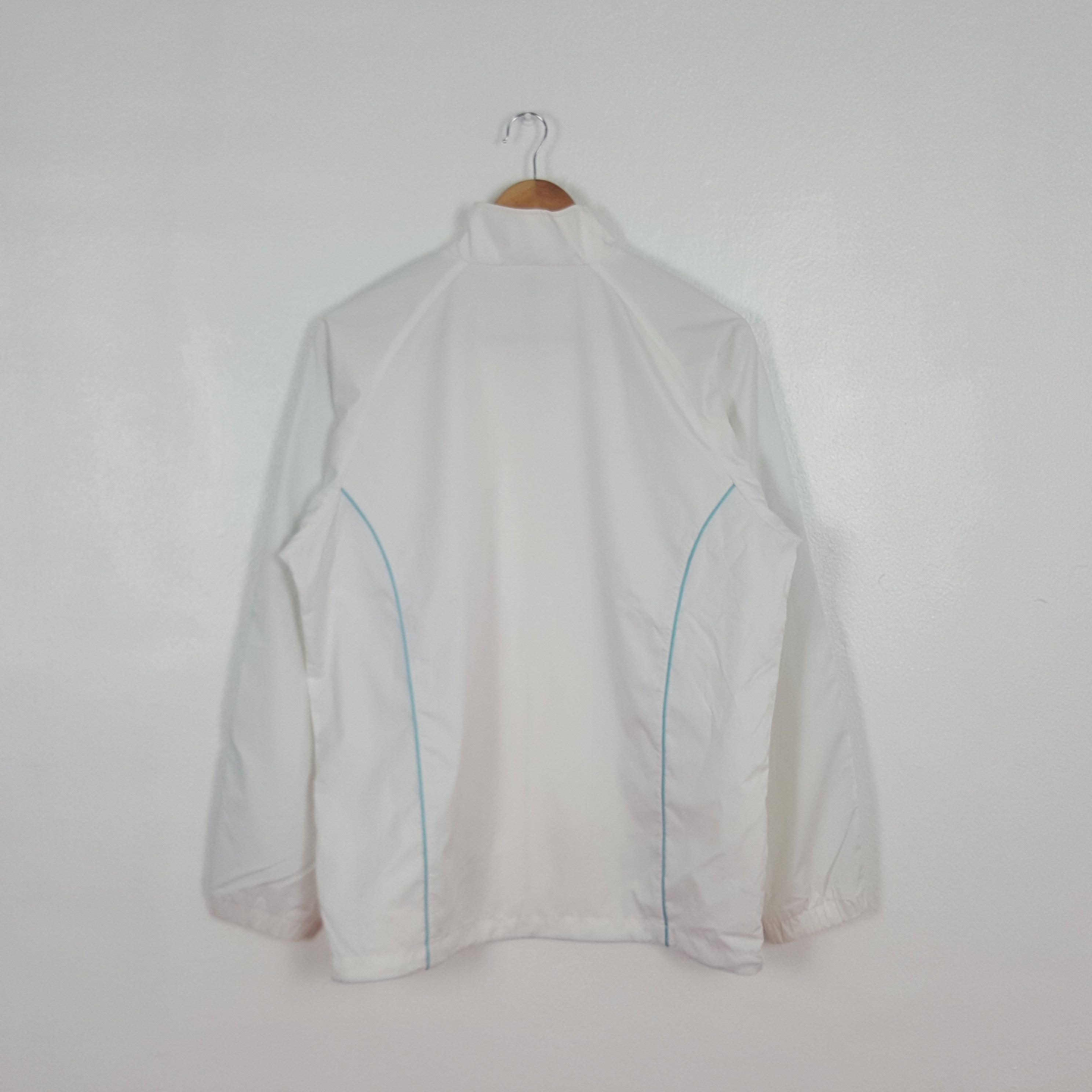 Nike Vintage Nike Windbreaker Sports Jacket C306N8 Size US L / EU 52-54 / 3 - 3 Thumbnail