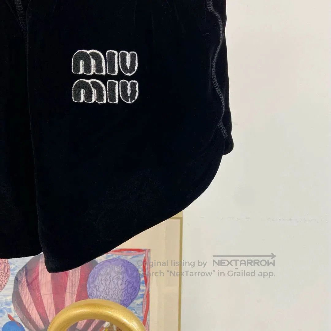 Miu Miu miumiu black velvet shorts size 38. Size US 38 / EU 54 - 5 Thumbnail