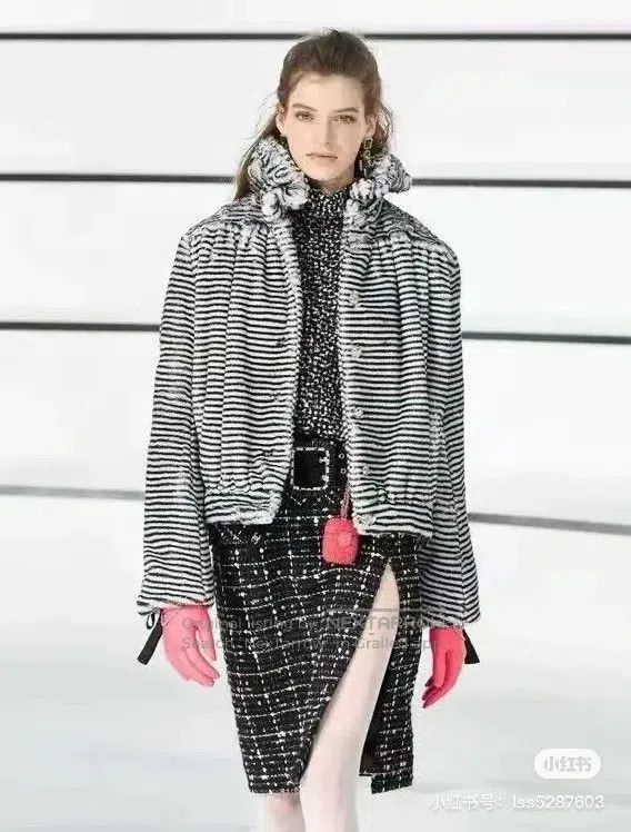 Chanel Chanel Equestrian series black and white tweed sequin skir Size 25" / US 0 / IT 36 - 9 Thumbnail