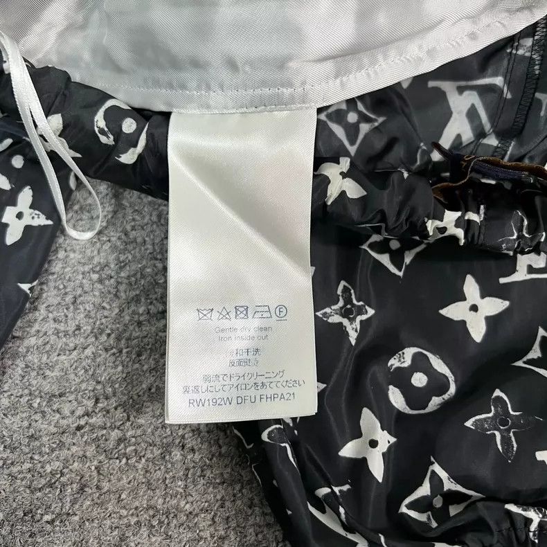 Louis Vuitton Louis Vuitton Full Print Sport Pants 2505-Nextarrow Size US 34 / EU 50 - 6 Thumbnail