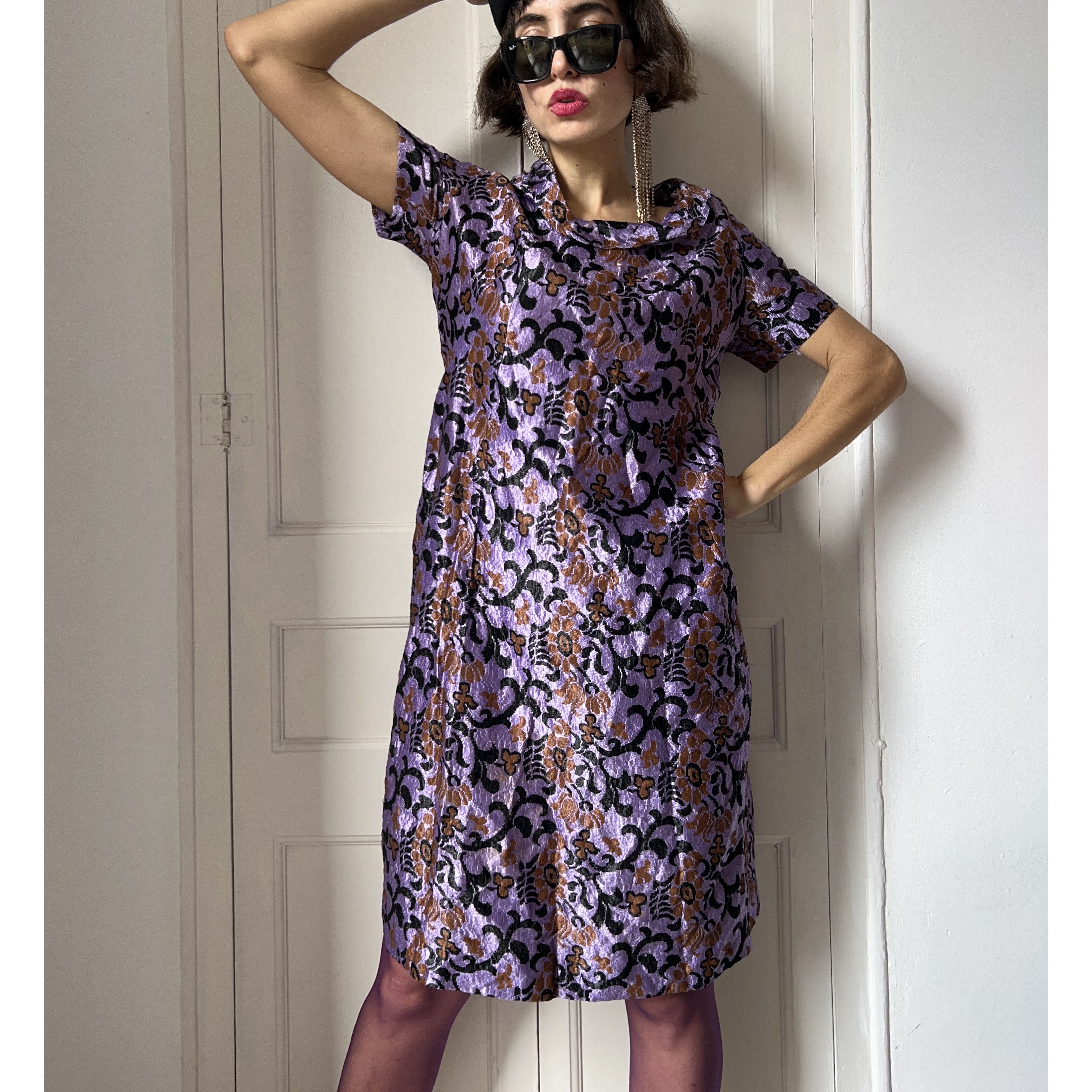 Vintage 60s Purple Floral Jacquard Brocade Midi Dress Size M / US 6-8 / IT 42-44 - 4 Thumbnail