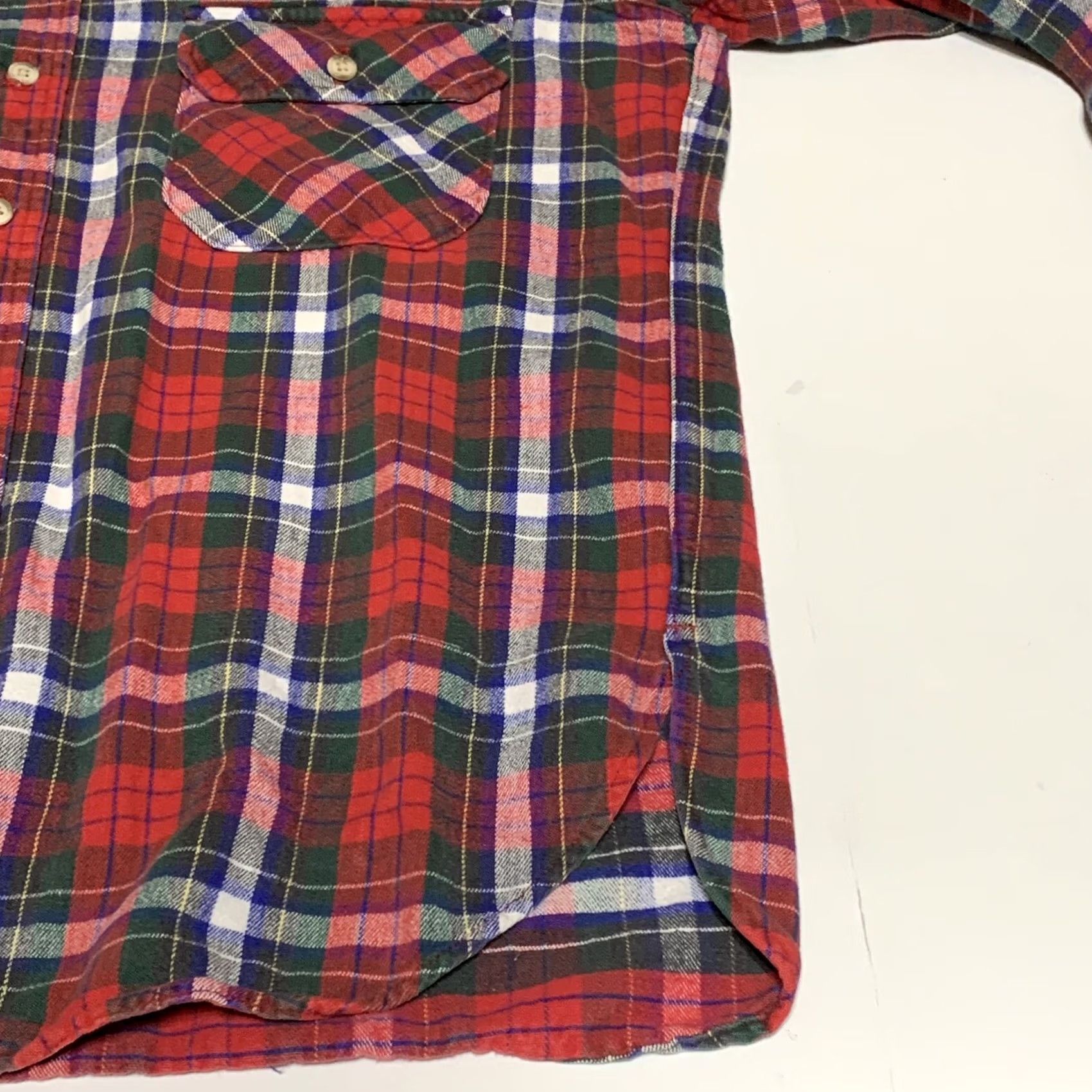Vintage VINTAGE Woolrich Button-Up Shirt Mens XL/L Red Plaid Flannel Long Sleeve Shirt Size US L / EU 52-54 / 3 - 7 Thumbnail