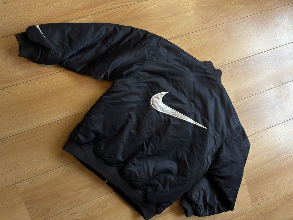 Nike Nike vintage black bomber jacket big logo Size US M / EU 48-50 / 2 - 2 Thumbnail