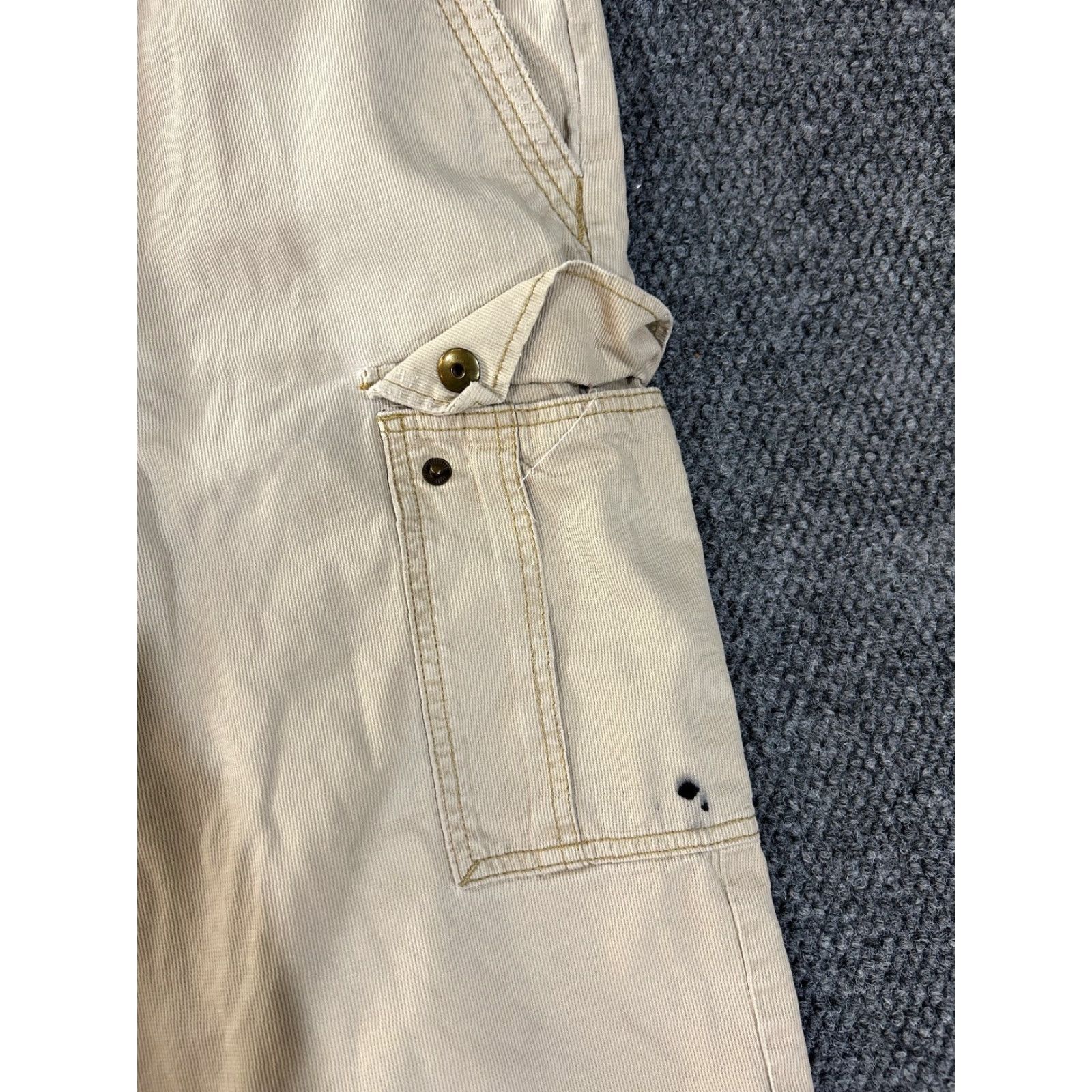 Sean John **Sean John Cargo Pants 34 Beige Vintage Retro** User: Sean John Cargo Pants 34 Beige Vintage Retro Size US 34 / EU 50 - 4 Thumbnail
