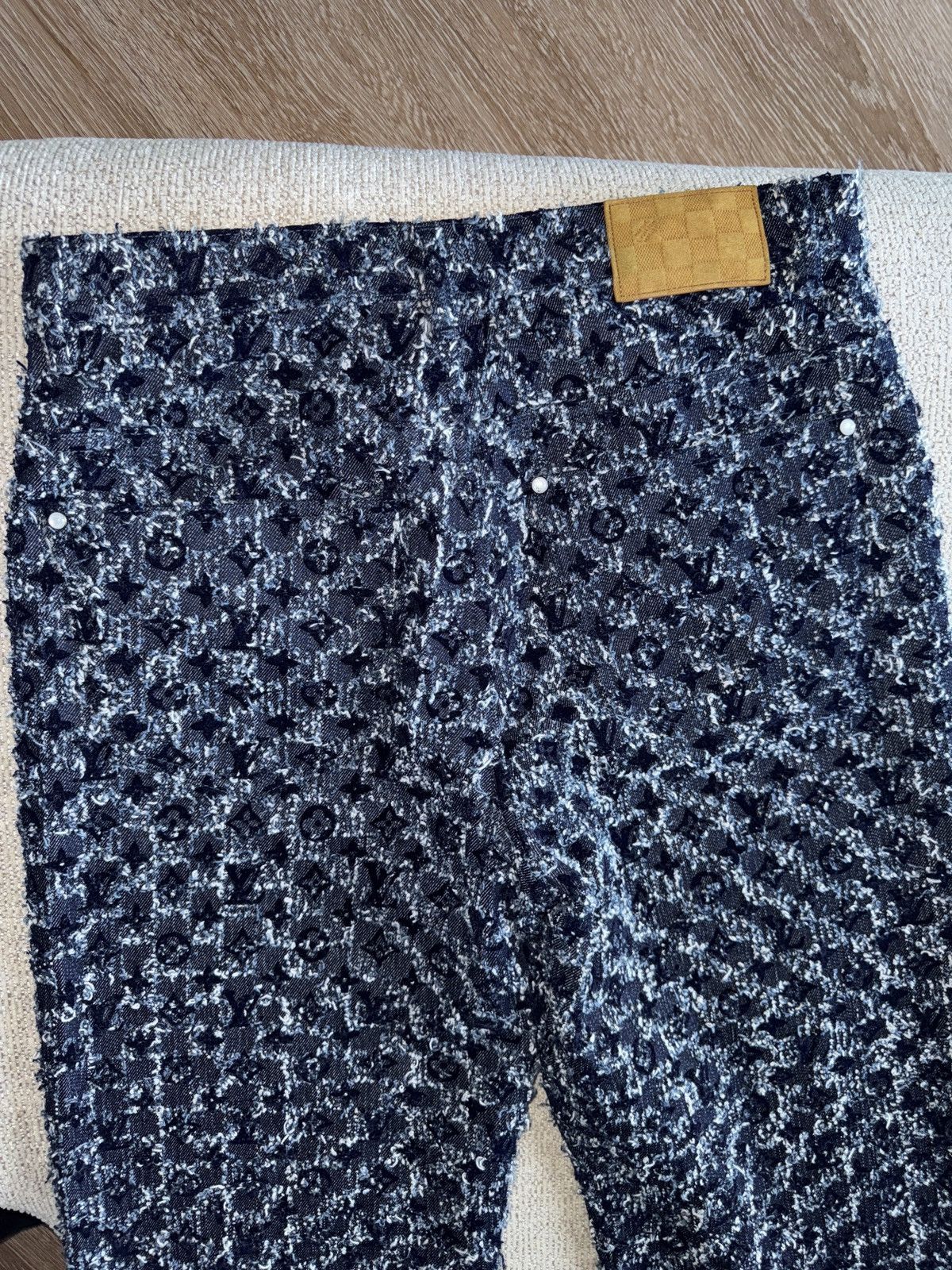 Louis Vuitton Louis Vuitton Flocked Monogram Denim Skate Pants Size US 32 / EU 48 - 5 Thumbnail