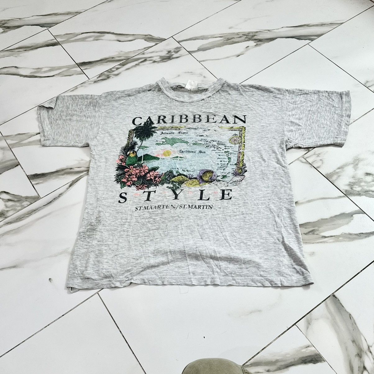 Vintage VINTAGE PAPER THIN THRASHED CARIBBEAN TEE! Size US L / EU 52-54 / 3 - 4 Thumbnail