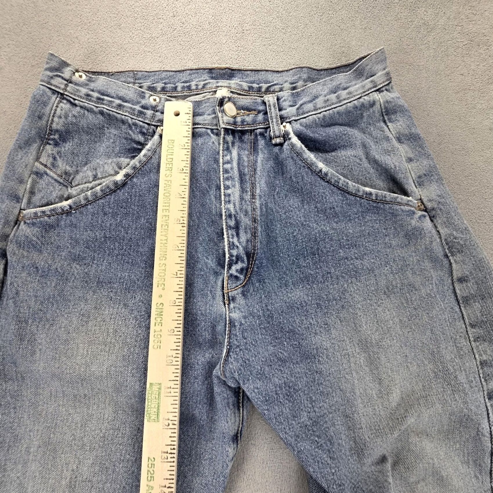 Levi's Item Specifications: Brand: Nike Size US 27 - 7 Thumbnail