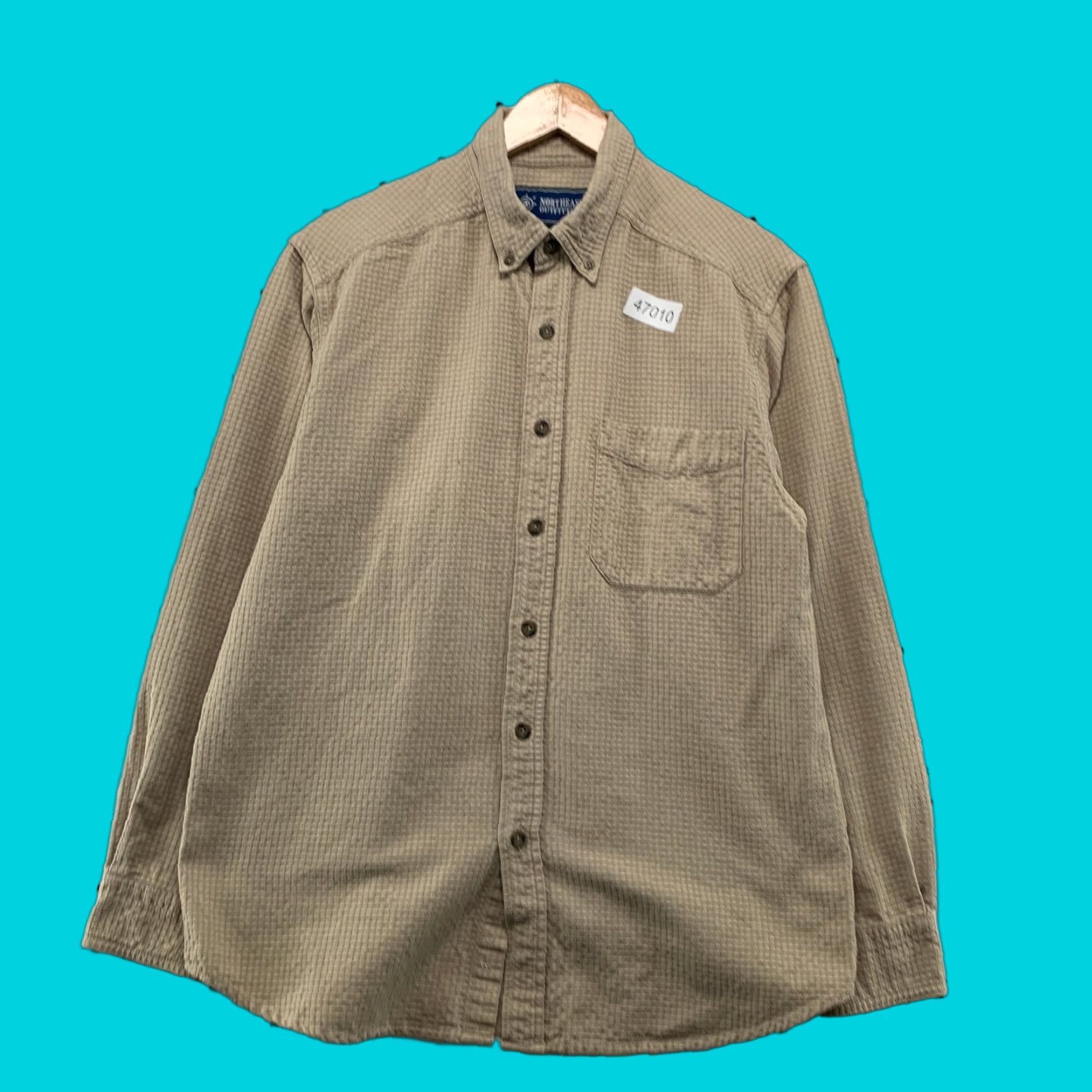Vintage VINTAGE Northeast Outfitters Button Shirt Mens M Beige Waffle Knit Button-Up Casual Knit Size US M / EU 48-50 / 2 - 1 Thumbnail