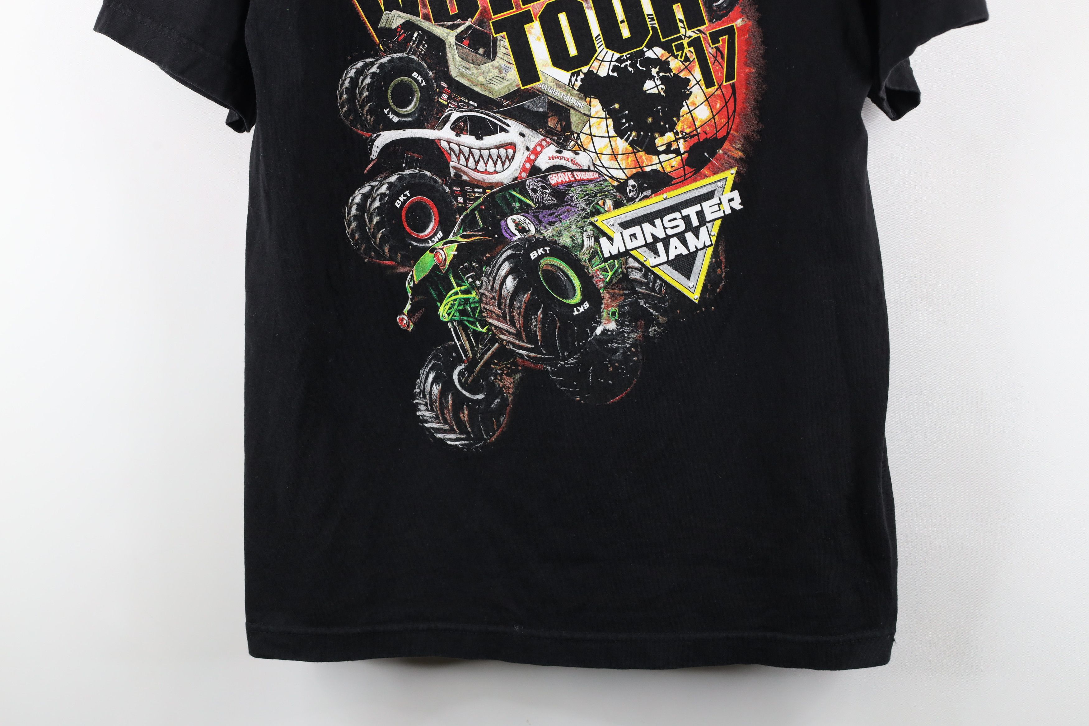 Vintage Vintage Y2K 2017 Monster Jam Digger Monster Truck T-Shirt Size US M / EU 48-50 / 2 - 3 Thumbnail