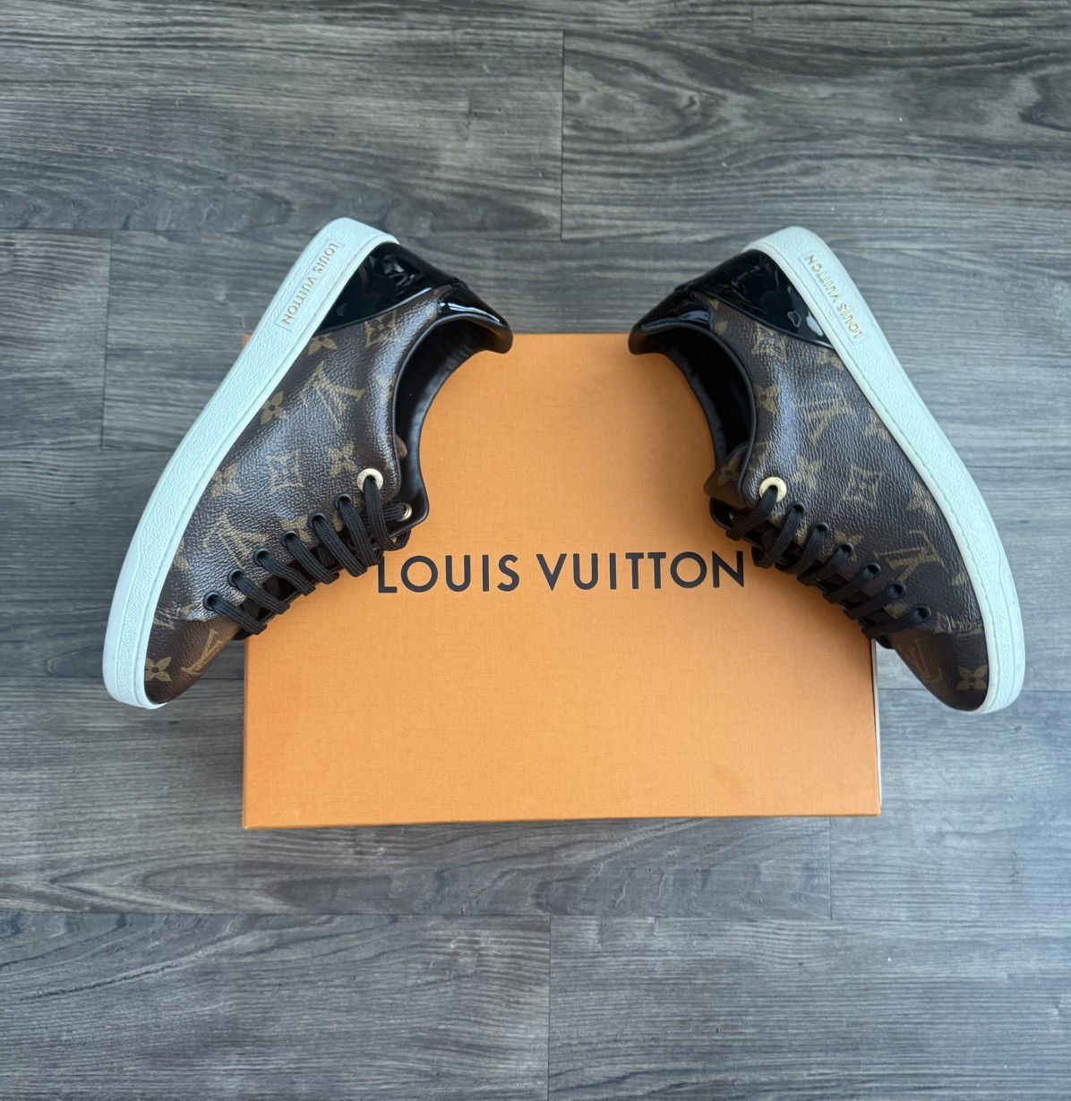 Louis Vuitton Louis Vuitton Luxembourg Sneaker - Monogram Canvas Size US 8 / IT 38 - 2 Thumbnail