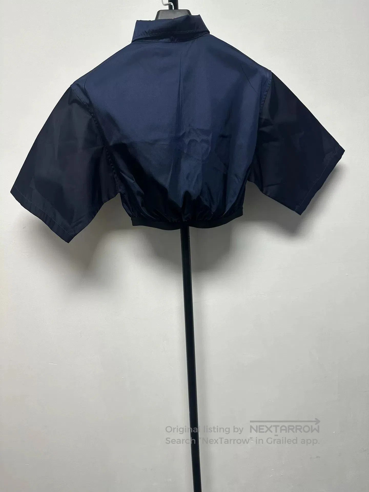 Prada PRADA Solid Lapel Nylon Short-Sleeve Shirt. Size XS / US 0-2 / IT 36-38 - 2 Thumbnail