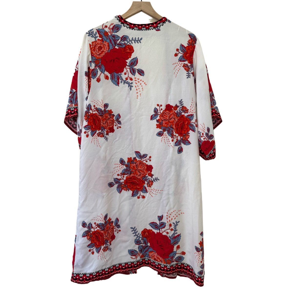 Other Flying Tomato women’s M/L white red floral kimono Asian boho Size M / US 6-8 / IT 42-44 - 2 Thumbnail