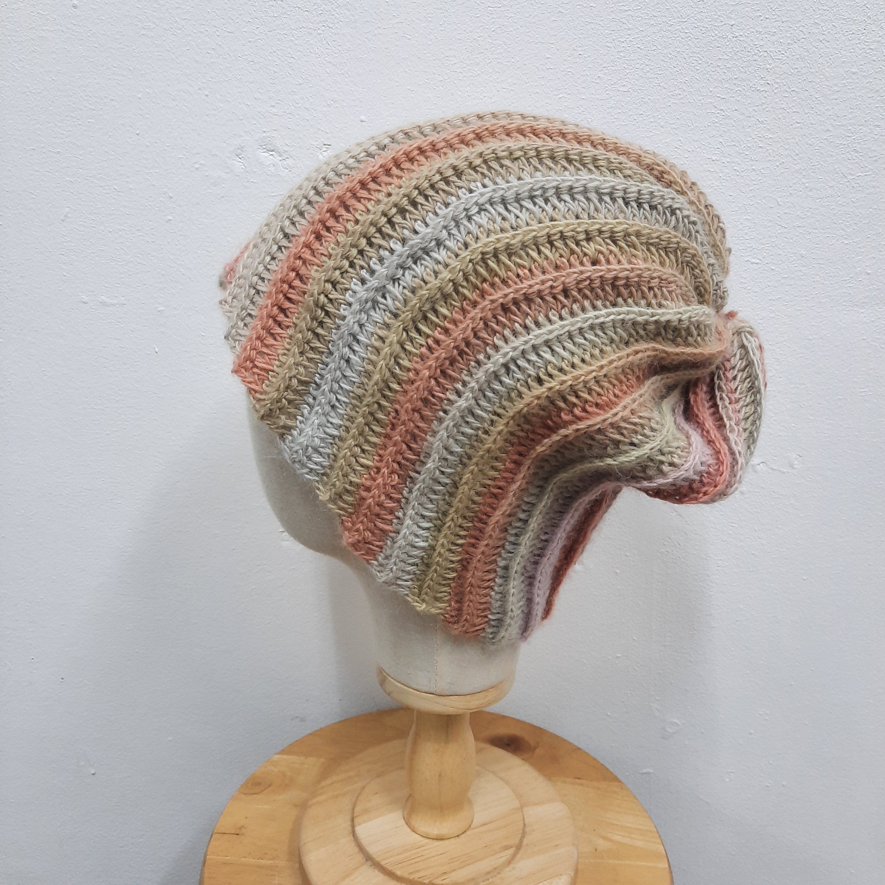 If Six Was Nine 🌸 Japanese hand craft stripes multicolor knit daisy hat Size ONE SIZE - 3 Thumbnail