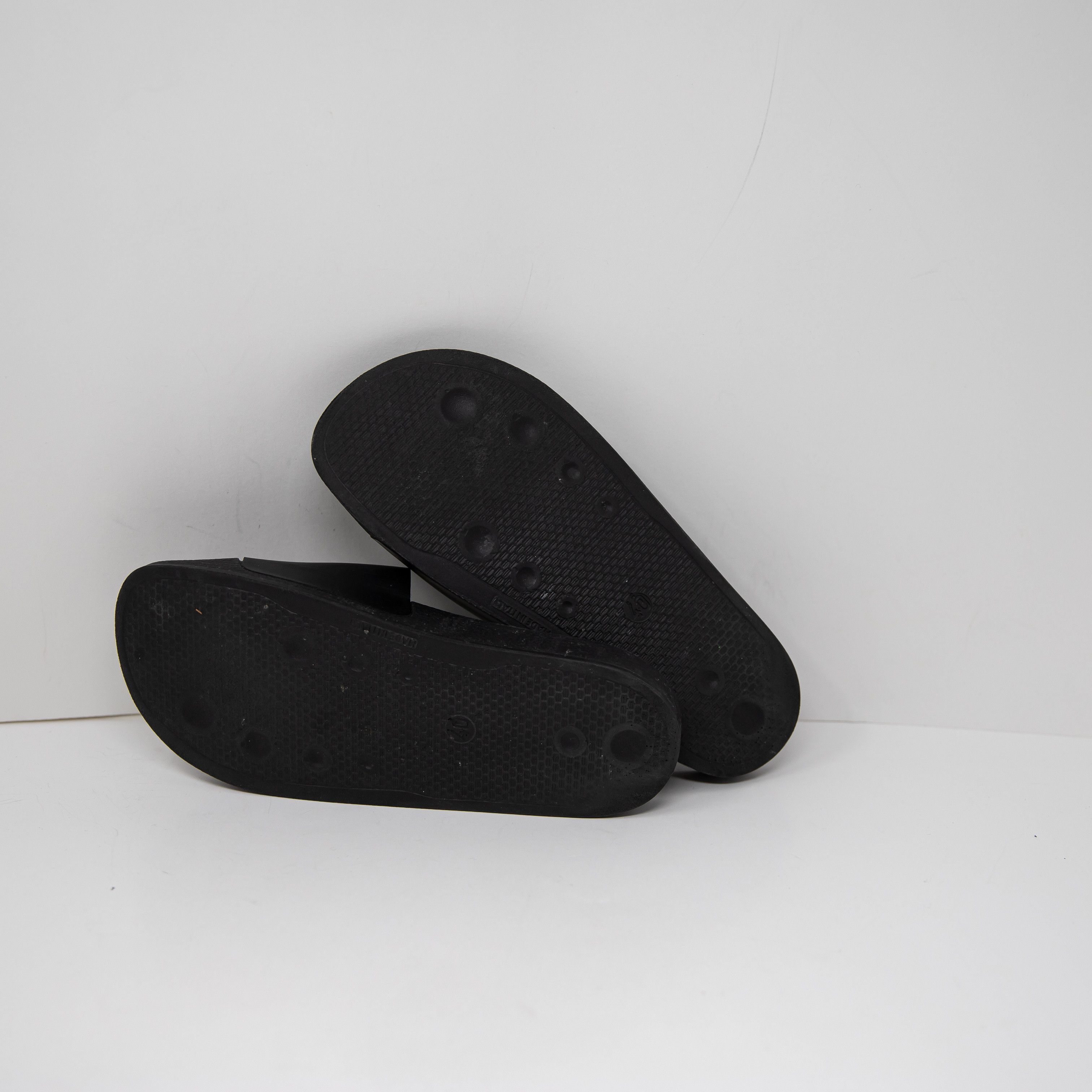 Off-White OFF-WHITE Women's Made In Italy Rubber Size US 10 / IT 40 - 4 Thumbnail