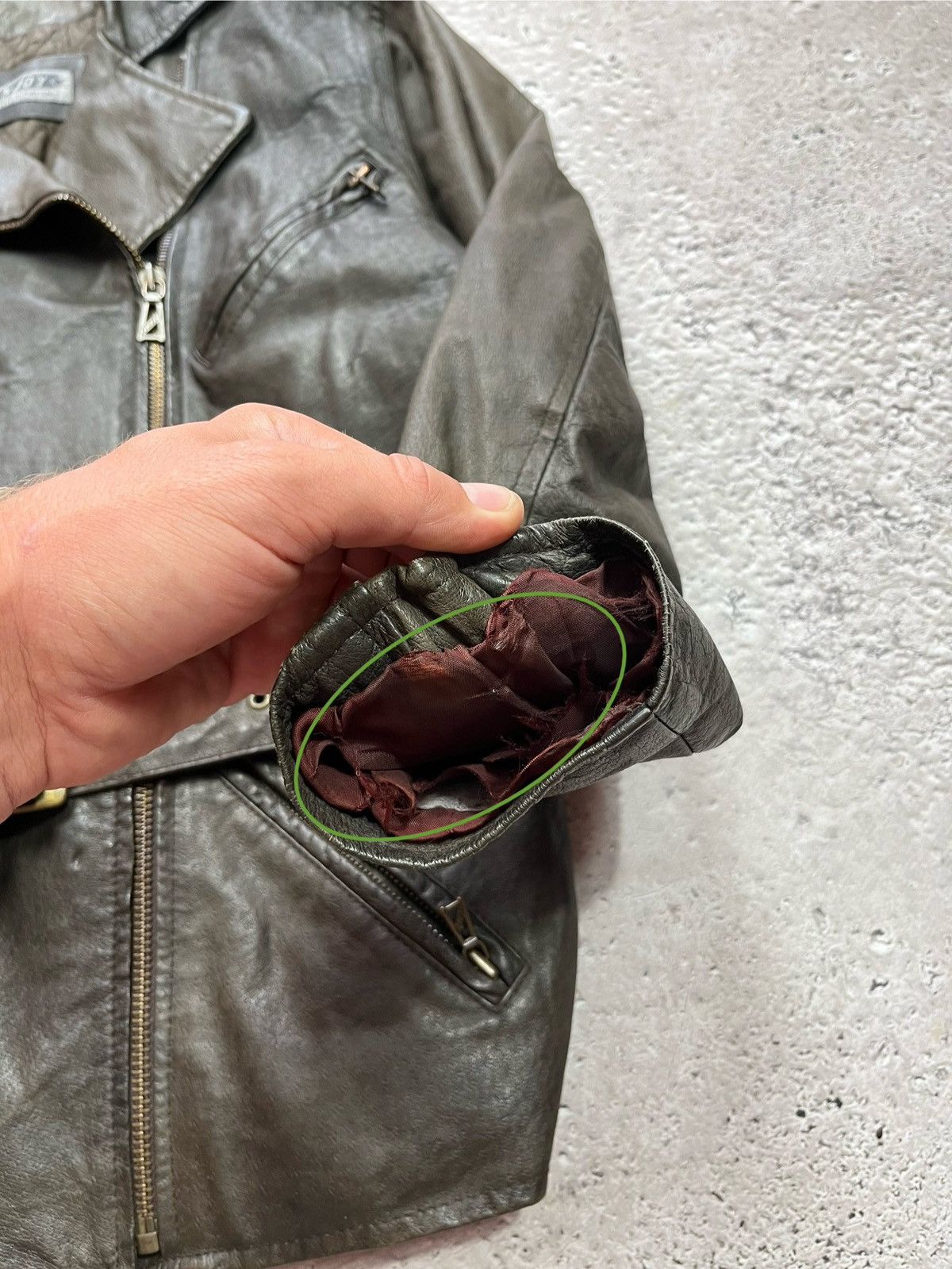 Leather Vintage Enjoy Brown Leather Jacket Belted Biker Style Size S Size US S / EU 44-46 / 1 - 9 Thumbnail