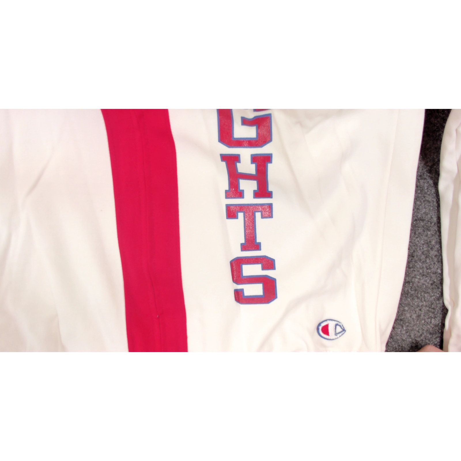 Champion Vintage 80s Champion Split Hood Nylon Jacket Knights Boxy L Size US L / EU 52-54 / 3 - 11 Thumbnail