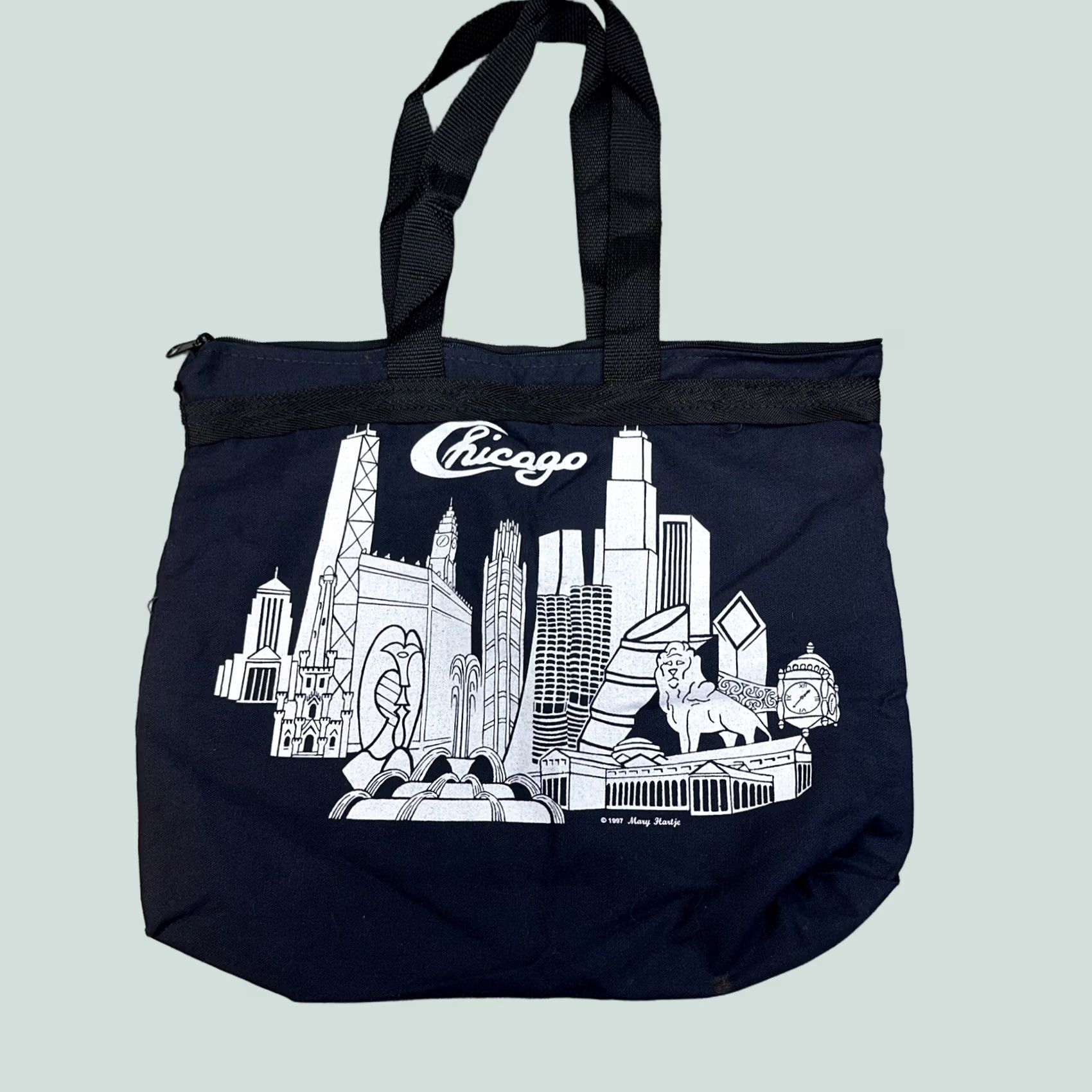 Vintage VINTAGE Chicago tote bag 1997 Mary Hartje Zipper Black Canvas Skyline Bag Womens/Mens Size ONE SIZE - 1 Thumbnail