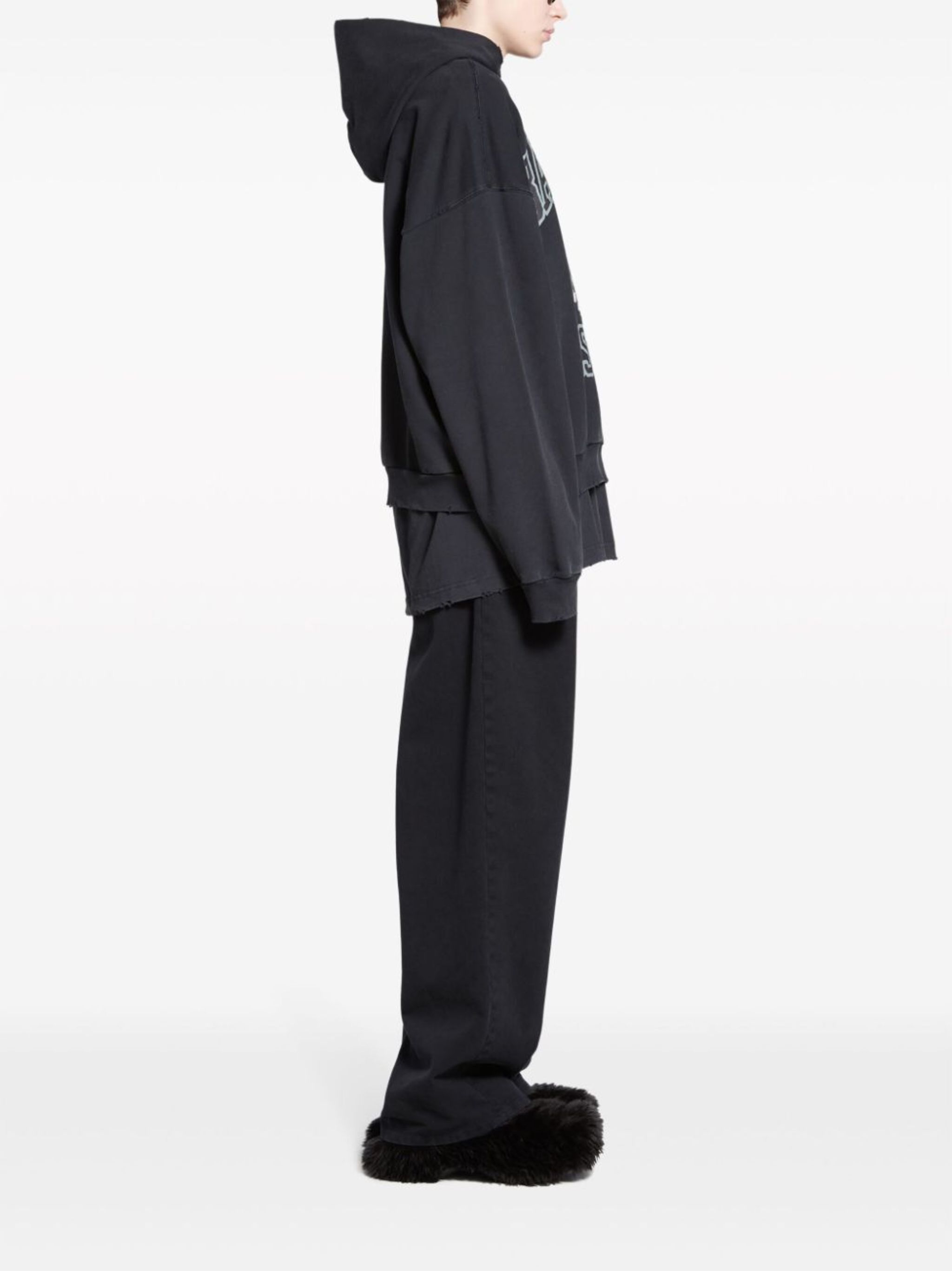 Balenciaga o1srvl11e0825 DIY College Hoodie Medium Fit in Black Size US S / EU 44-46 / 1 - 3 Thumbnail