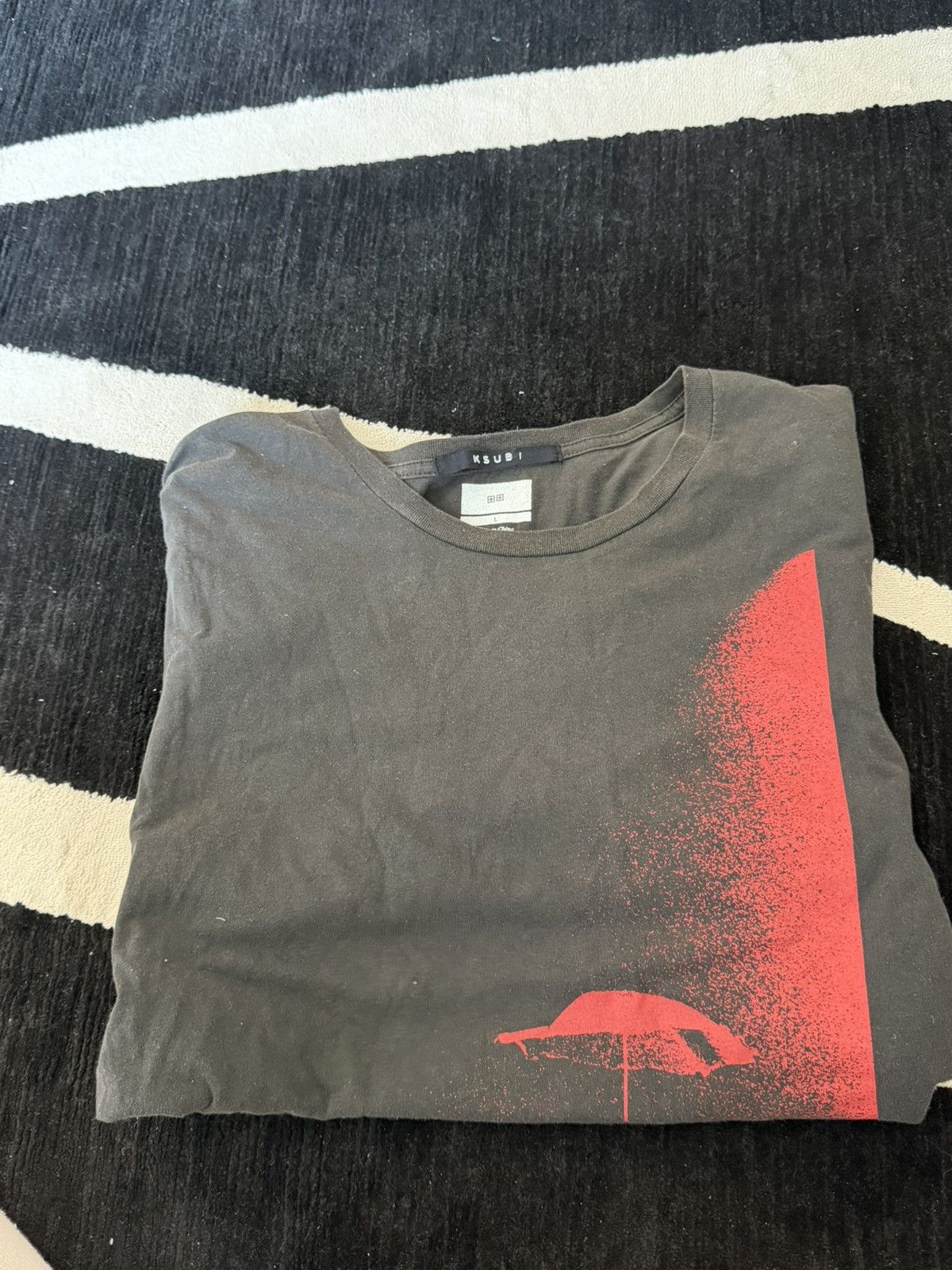 Ksubi Ksubi T shirt - Size L Size US L / EU 52-54 / 3 - 7 Thumbnail