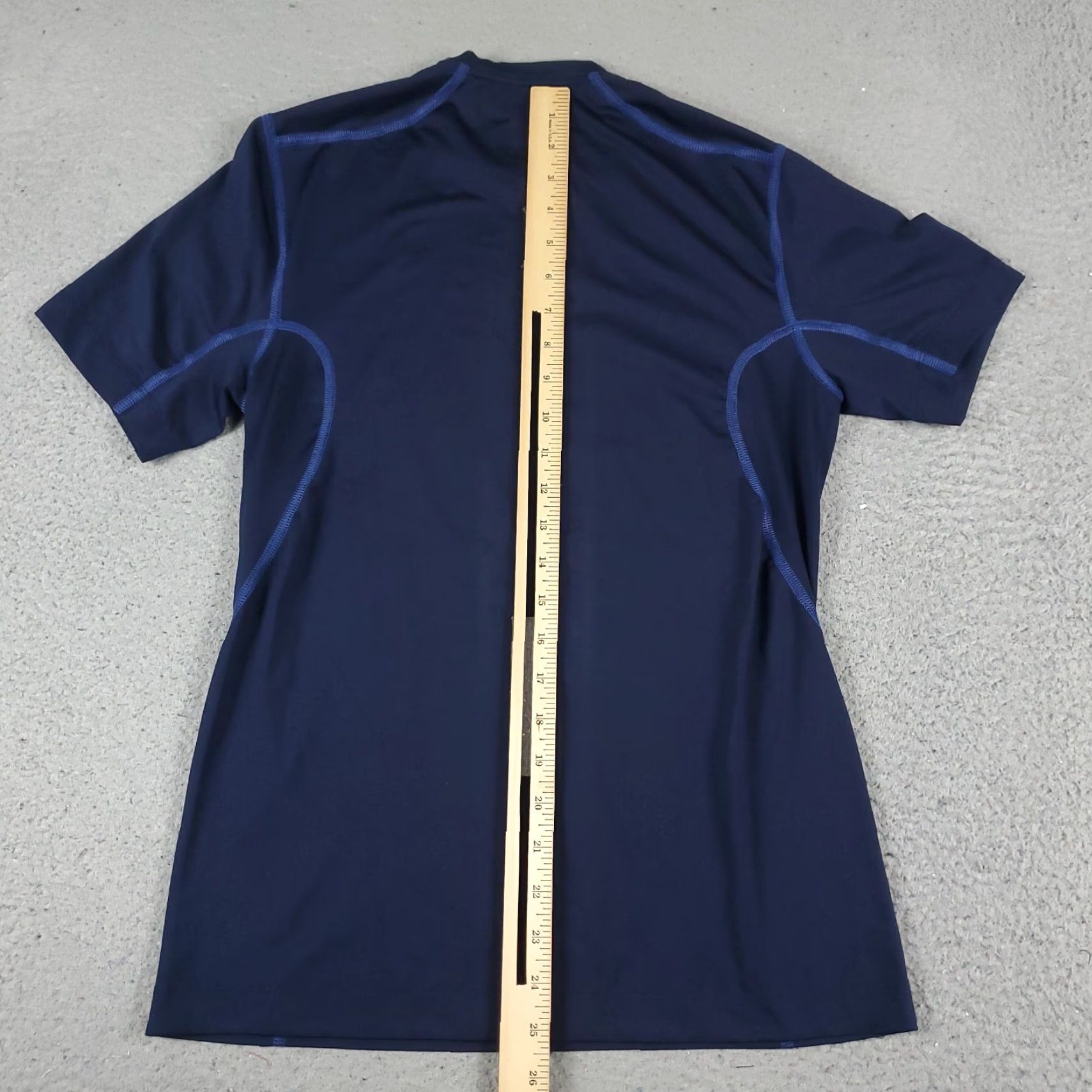 Nike Nike T Shirt Mens Small Navy Blue Pro Combat Swoosh Work Out Short Sleeve * Size US S / EU 44-46 / 1 - 3 Thumbnail