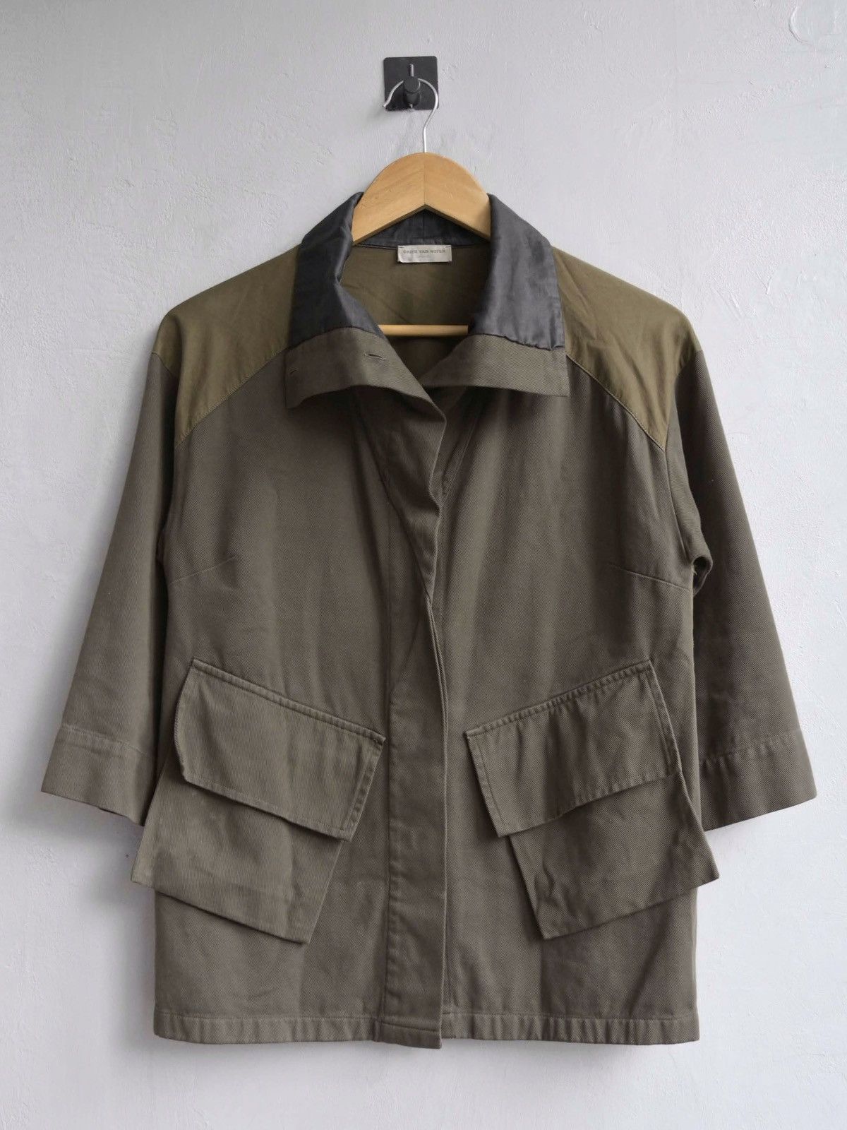 Dries Van Noten Dries Van Noten 3/4 Sleeve Utility Shirt Jacket Size US S / EU 44-46 / 1 - 1 Thumbnail