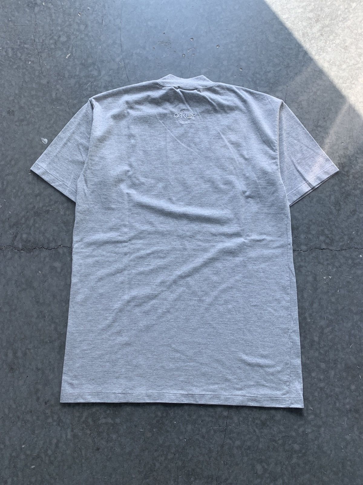 Oakley × Vintage Vintage 90s Oakley Software Logo Tee Embroidered Size US XL / EU 56 / 4 - 5 Thumbnail