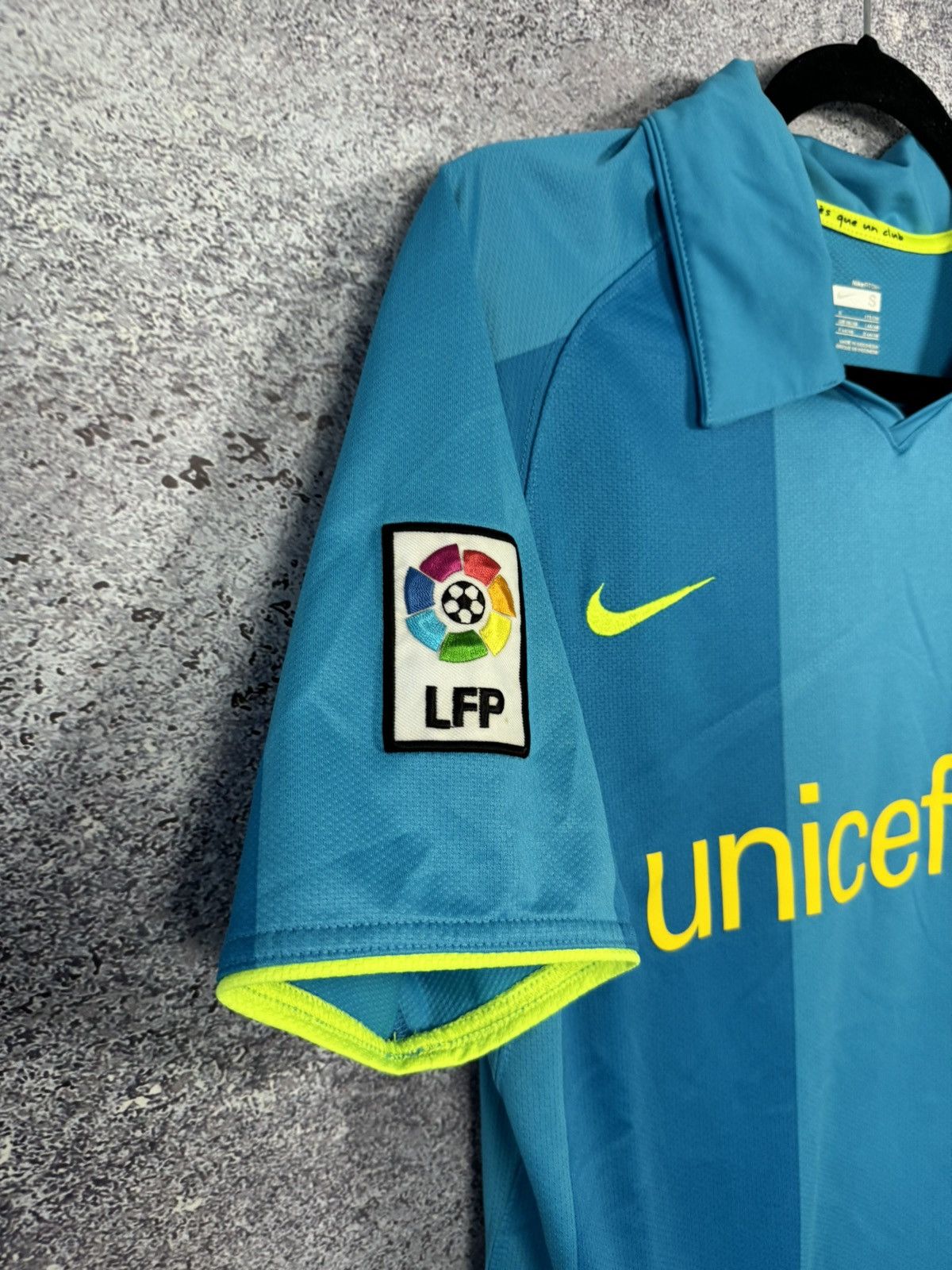 Nike × Vintage Vintage Barcelona 2007/08 Nike Soccer Jersey y2k blokcore Size US S / EU 44-46 / 1 - 5 Thumbnail