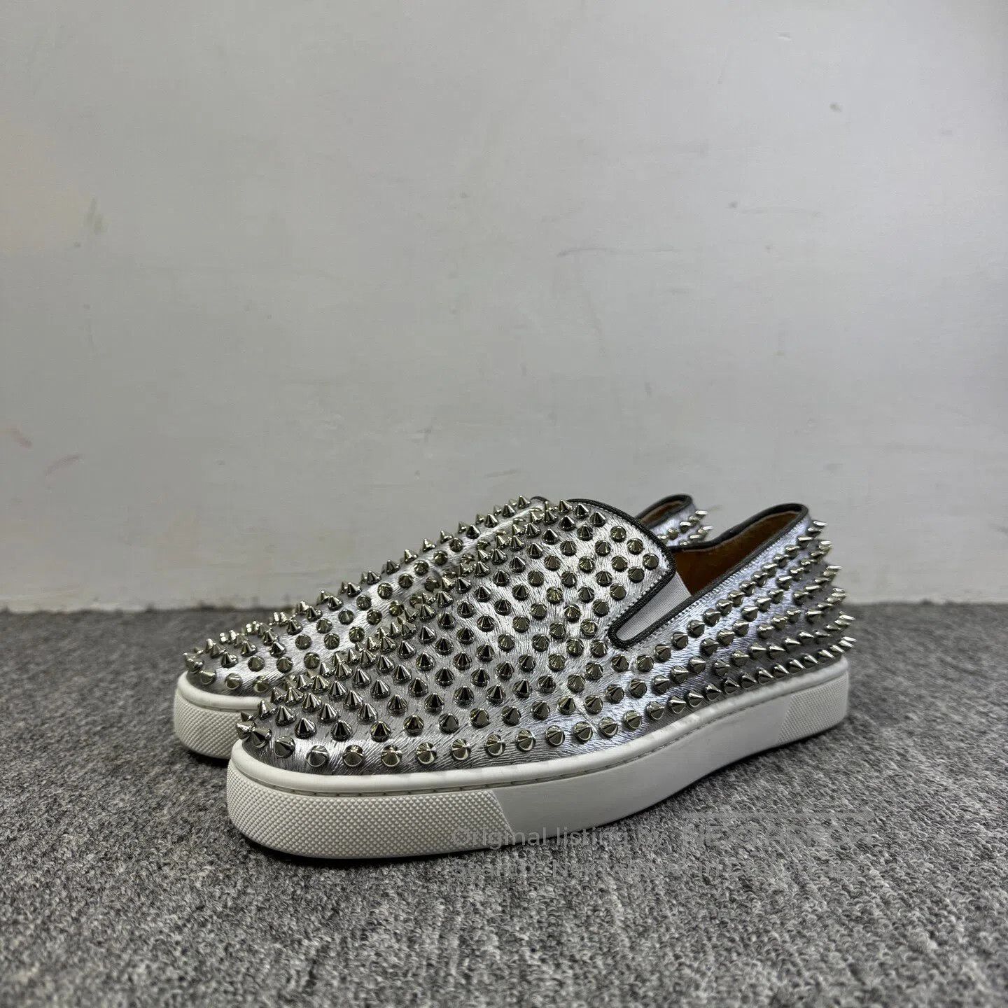 Christian Louboutin #REF! Size US 7 / EU 40 - 1 Thumbnail
