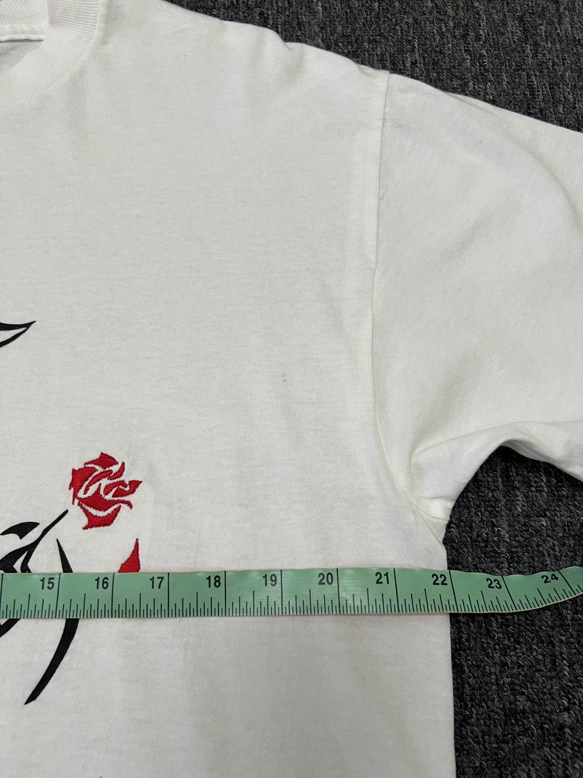Disney Vintage 90s Disney Beauty and the Beast Tees Size US L / EU 52-54 / 3 - 9 Thumbnail