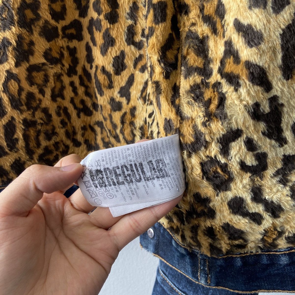 Levi's × Supreme SUPREME x LEVIS TRUCKER DENIM JEAN JACKET BLACK LEOPARD PRIN Size US M / EU 48-50 / 2 - 15 Thumbnail