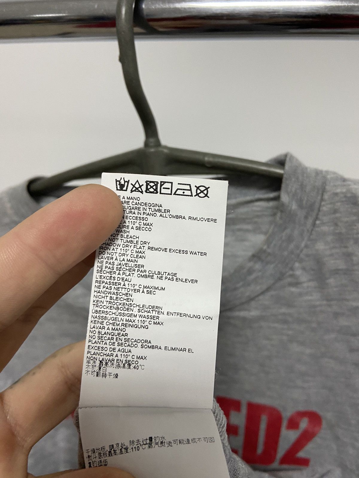 Dsquared2 × Vintage Dsquared2 Milano Vintage T Shirt Big Logo Made in Italy Y2K Size US S / EU 44-46 / 1 - 5 Thumbnail