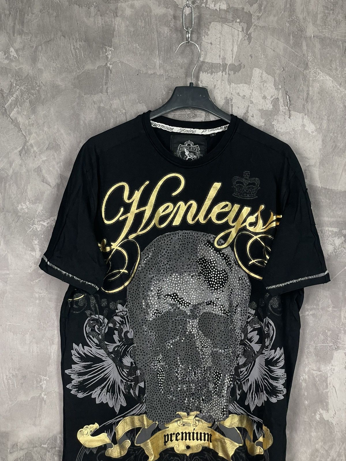 Vintage Vintage Y2K 2000s affliction style gothic Henley tee XL Size US XL / EU 56 / 4 - 2 Thumbnail
