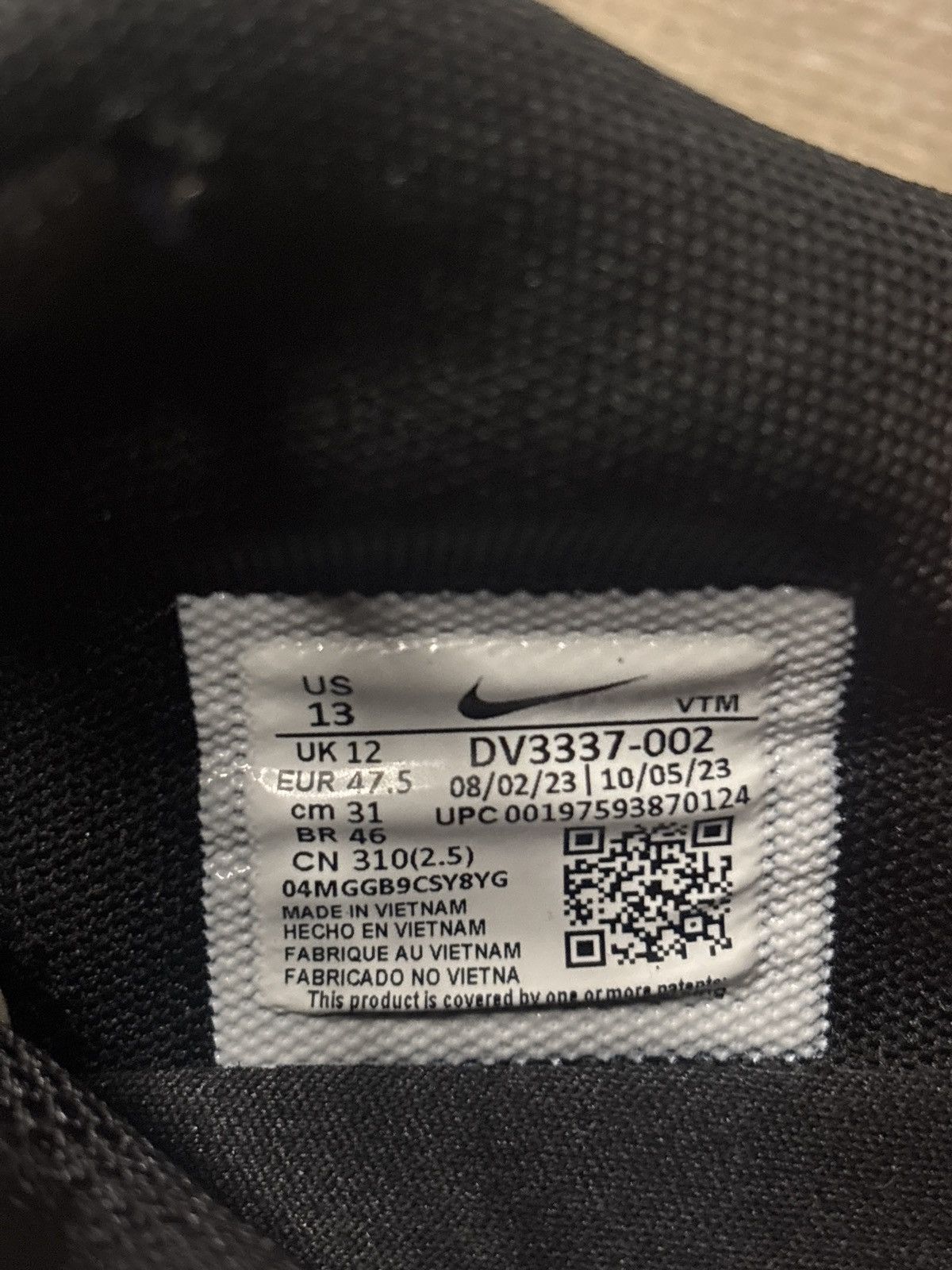 Nike Nike Air Max DN Black/dark grey Size US 13 / EU 46 - 6 Thumbnail