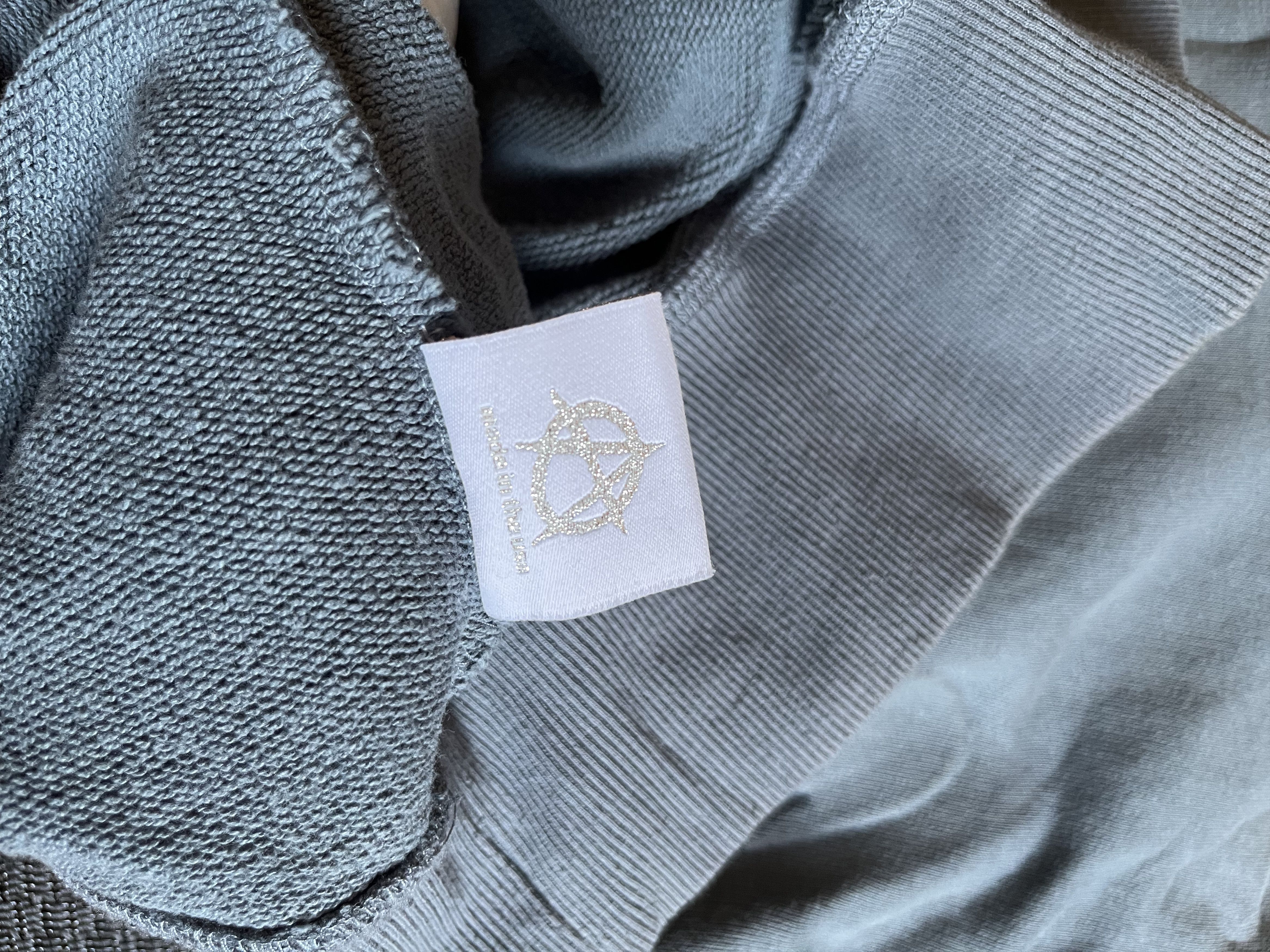 Revenge Revenge Embossed Sweater Size US M / EU 48-50 / 2 - 2 Thumbnail