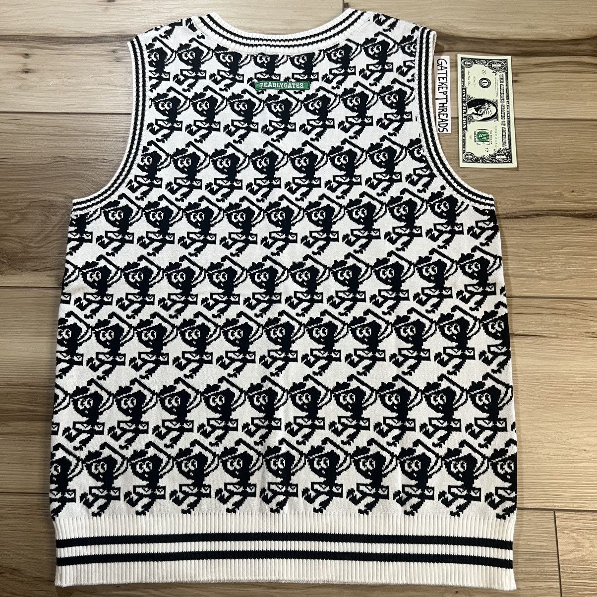 Other Pearly Gates Japan x SpongeBob Golf Sweater Vest Black White Size US S / EU 44-46 / 1 - 3 Thumbnail